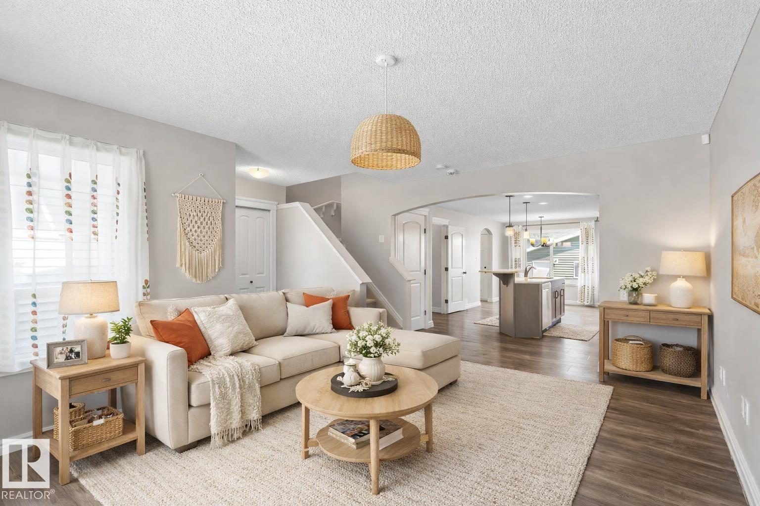 https://zimg.paragon.ice.com/ParagonImages/Property/PM/RAE/225411754/11/0/0/8d866f69f2b19c0ffd76e3a06d9e4bb7/1/2bf2f633550160d8e233207002892886/225411754-c223f659-d12d-4d88-aec1-721ebfa046b6.JPG