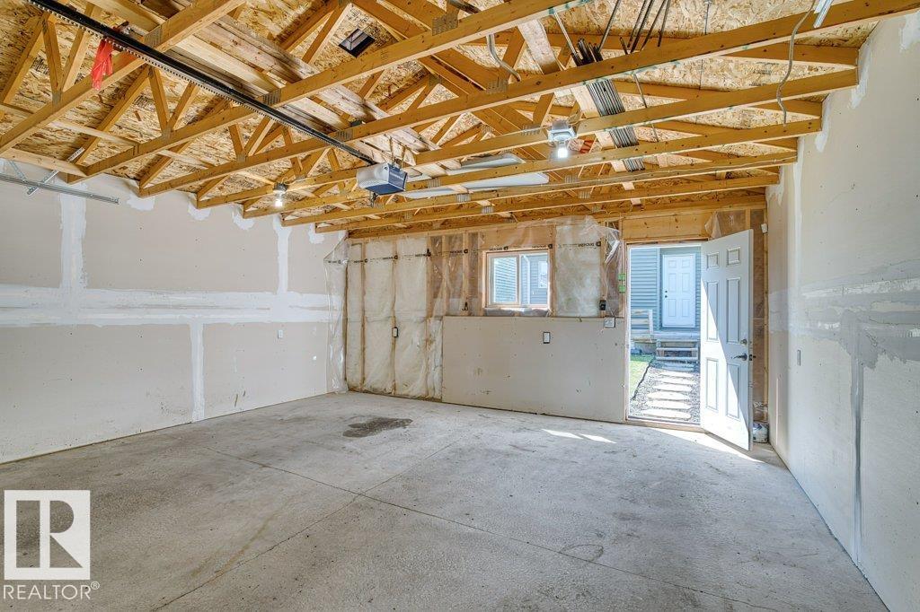 https://zimg.paragon.ice.com/ParagonImages/Property/PM/RAE/225411754/31/0/0/388fc9c9b2e0919099b31cd3d6f59c7a/1/2bf2f633550160d8e233207002892886/225411754-537b852b-7a8b-4ecf-b6d2-39706665a889.JPG