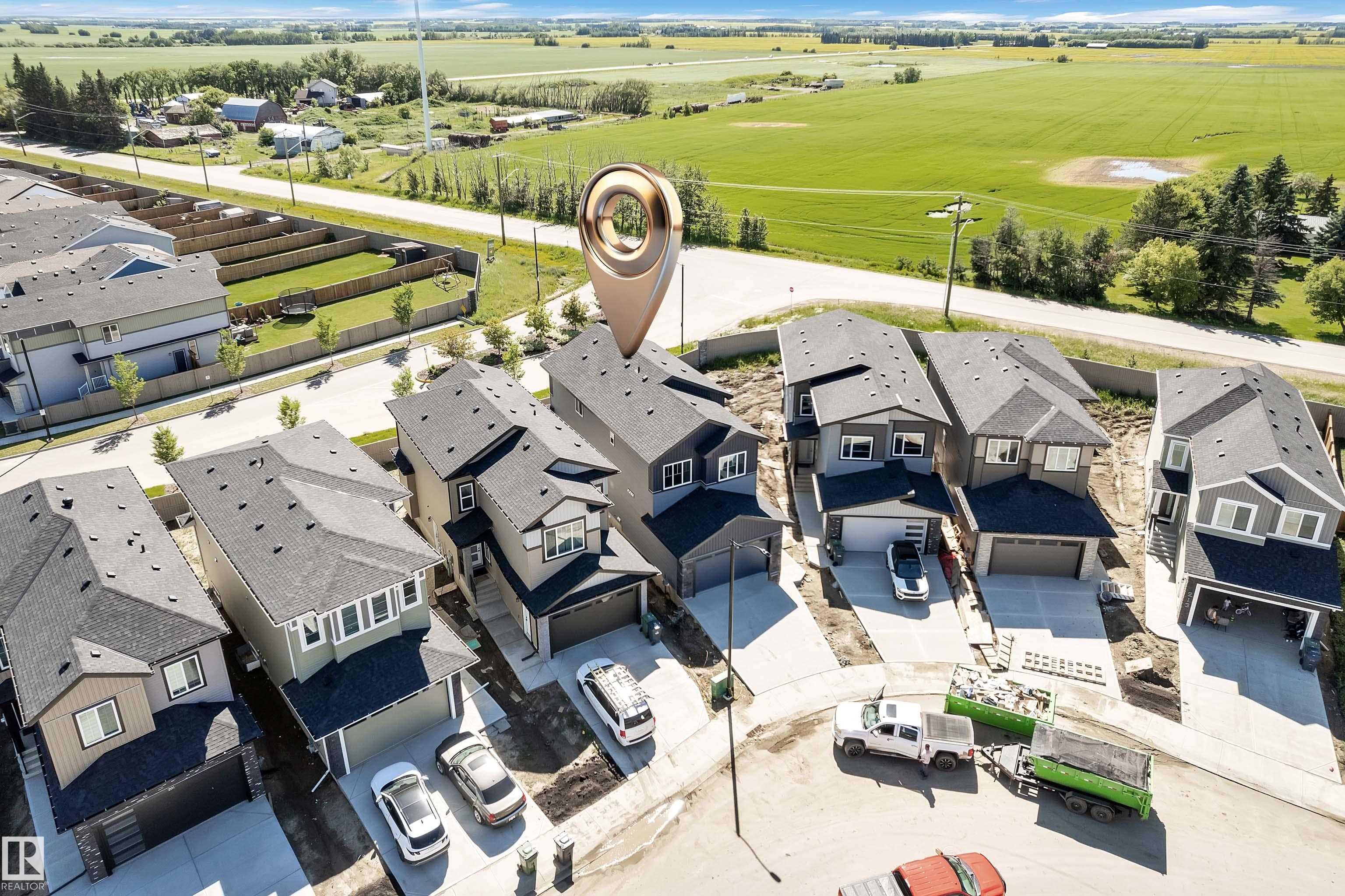 207 Linden Loop, Woodbend, Leduc