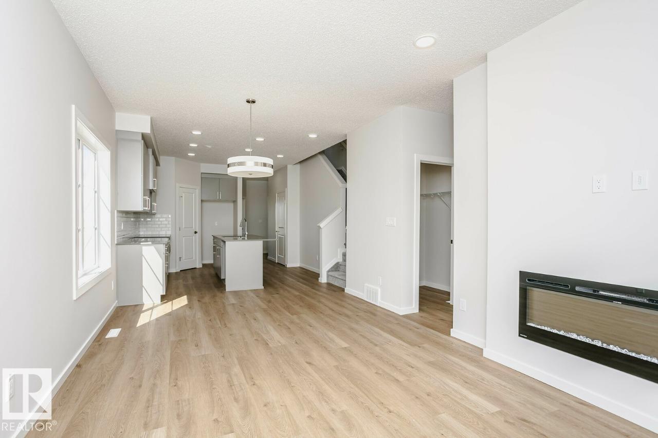 Photo 6 at 303 Edgemont Drive NW, Edgemont, Edmonton