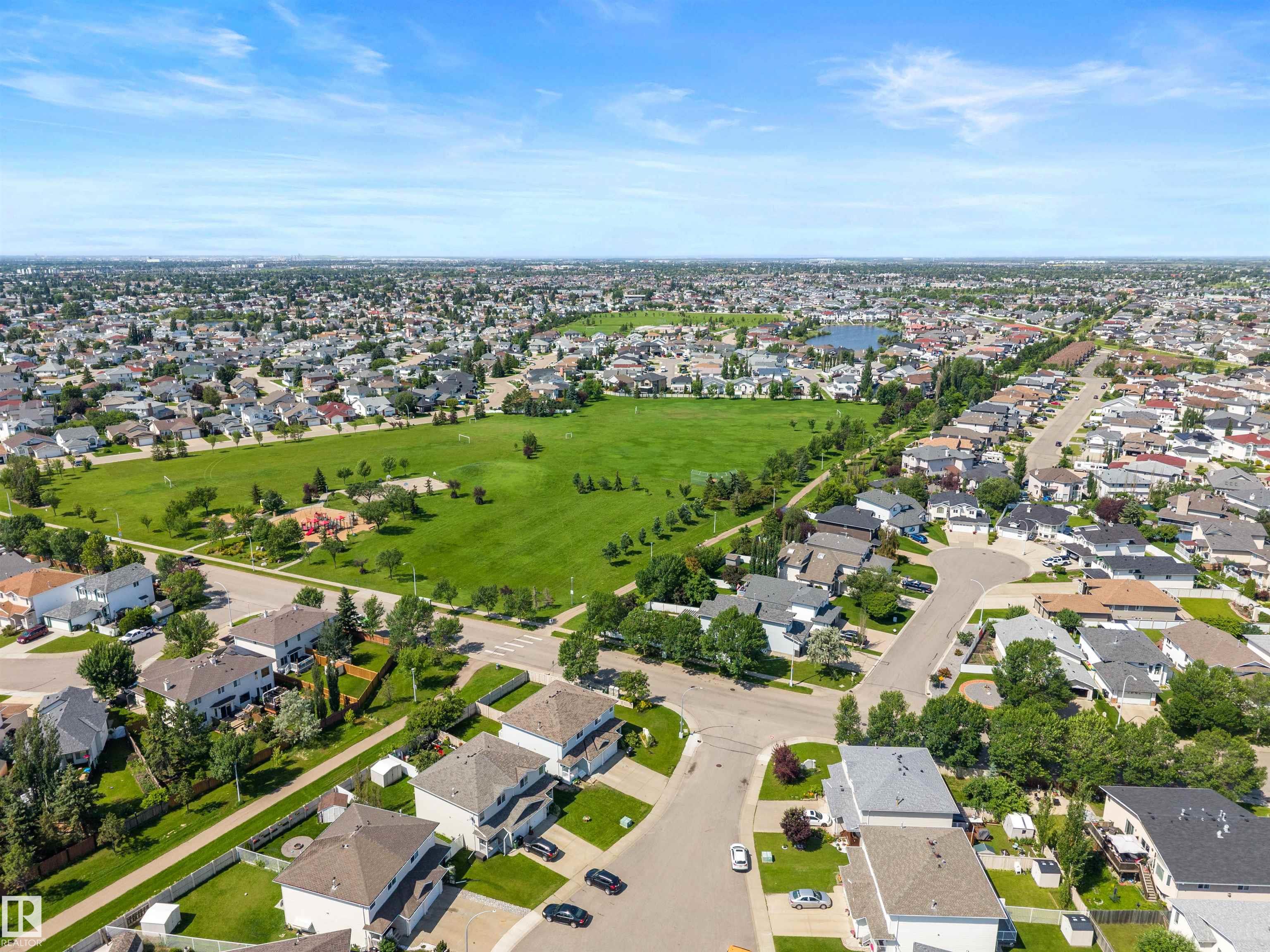 https://zimg.paragon.ice.com/ParagonImages/Property/PM/RAE/225411778/69/0/0/f3e8df0583a91cb263044c288ae763f3/1/3a4cb91939c1ed21994c183c9ee638d5/225411778-4a36e575-35ae-4671-83a4-7f7d5c7f95f8.JPG