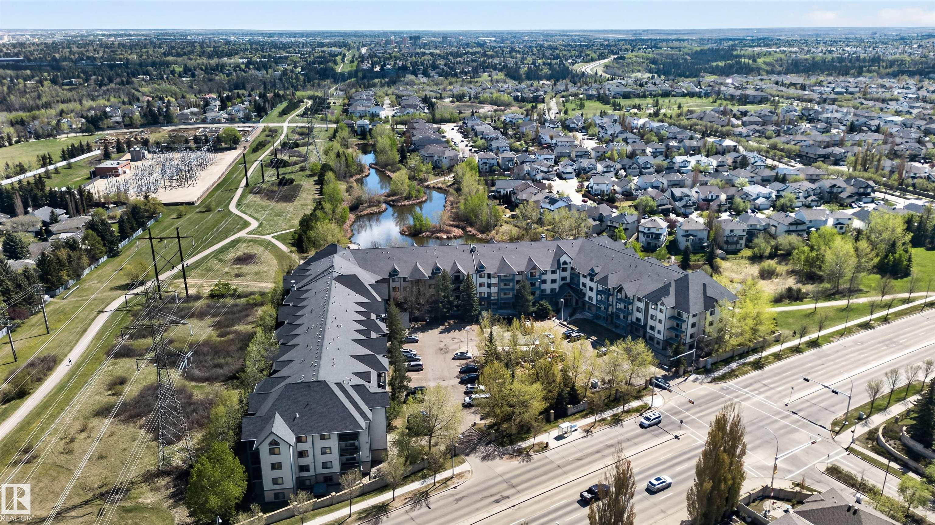 https://zimg.paragon.ice.com/ParagonImages/Property/PM/RAE/225411787/45/0/0/a956eb925ea8eb9435772d9149e3a48d/1/1be11ae4c643933fa9794cabcc22d68a/225411787-C6E19686-4094-4B77-8D77-D7CA78D7C782.JPG