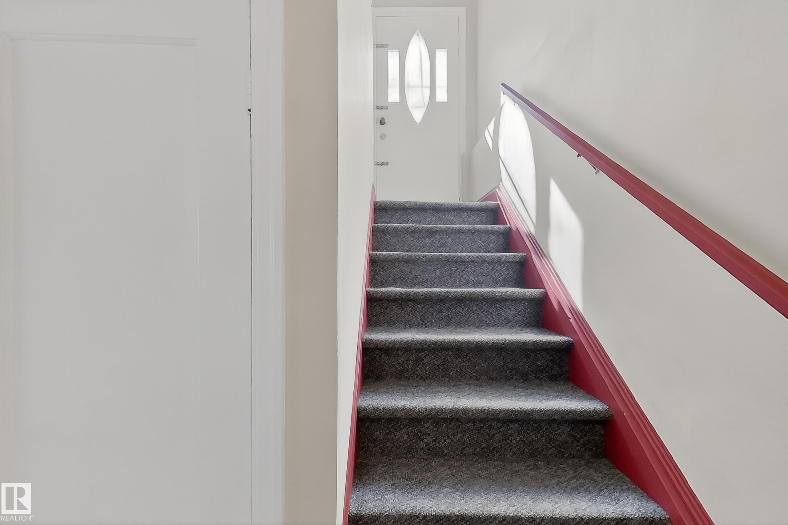 https://zimg.paragon.ice.com/ParagonImages/Property/PM/RAE/225411796/23/0/0/a2d8bd5d1b8934d328ff4e4d28ff6404/1/06db3c21d6e01d3043376d2eaf9fa60b/225411796-b576be89-0ca4-4502-b6a0-84ac4fef7df5.JPG
