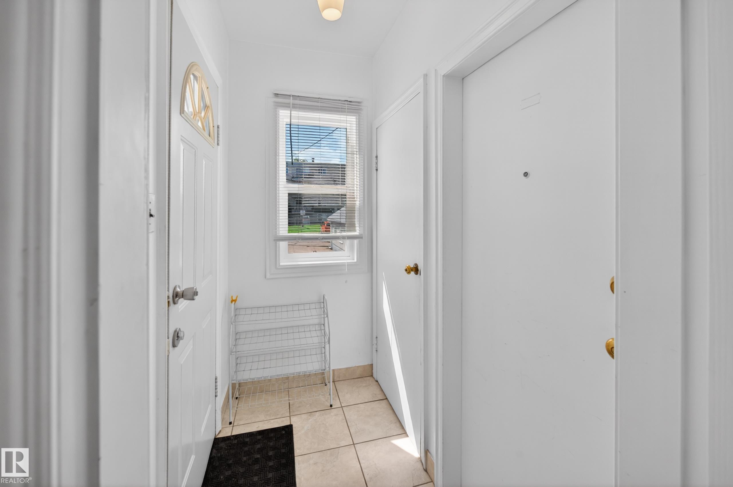 https://zimg.paragon.ice.com/ParagonImages/Property/PM/RAE/225411796/24/0/0/aae95fdc045a7d0caf5eb231cf0c538c/1/06db3c21d6e01d3043376d2eaf9fa60b/225411796-86fff01d-e758-4c96-99b4-038b1782df89.JPG