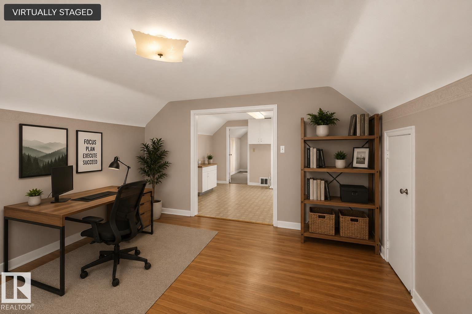https://zimg.paragon.ice.com/ParagonImages/Property/PM/RAE/225411796/32/0/0/0311906e8437803a7b9e31b70302e7f9/1/06db3c21d6e01d3043376d2eaf9fa60b/225411796-c926bff8-2a09-4ce0-bcc4-c495b47e0fa0.JPG