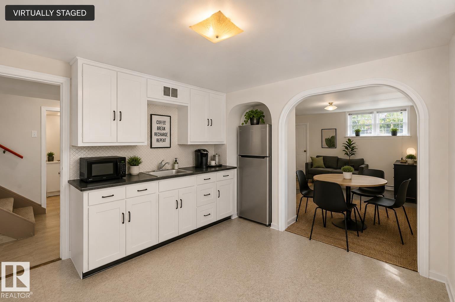 https://zimg.paragon.ice.com/ParagonImages/Property/PM/RAE/225411796/43/0/0/5f9e74f870ed8bd2c24c24f872a90cae/1/06db3c21d6e01d3043376d2eaf9fa60b/225411796-574a1051-b8d4-4f19-a9f7-62bc16d4b2dd.JPG
