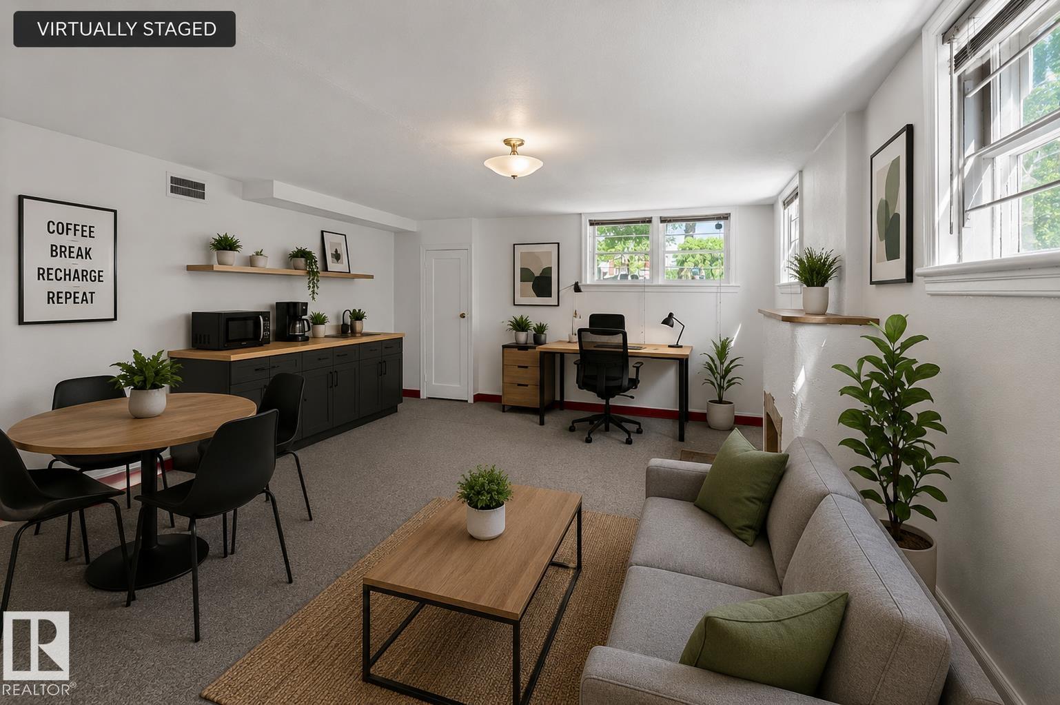 https://zimg.paragon.ice.com/ParagonImages/Property/PM/RAE/225411796/45/0/0/decfde4ab9a2ec36d2f3be144b6eac42/1/06db3c21d6e01d3043376d2eaf9fa60b/225411796-41730f69-ac52-4382-af19-e8440c96a817.JPG