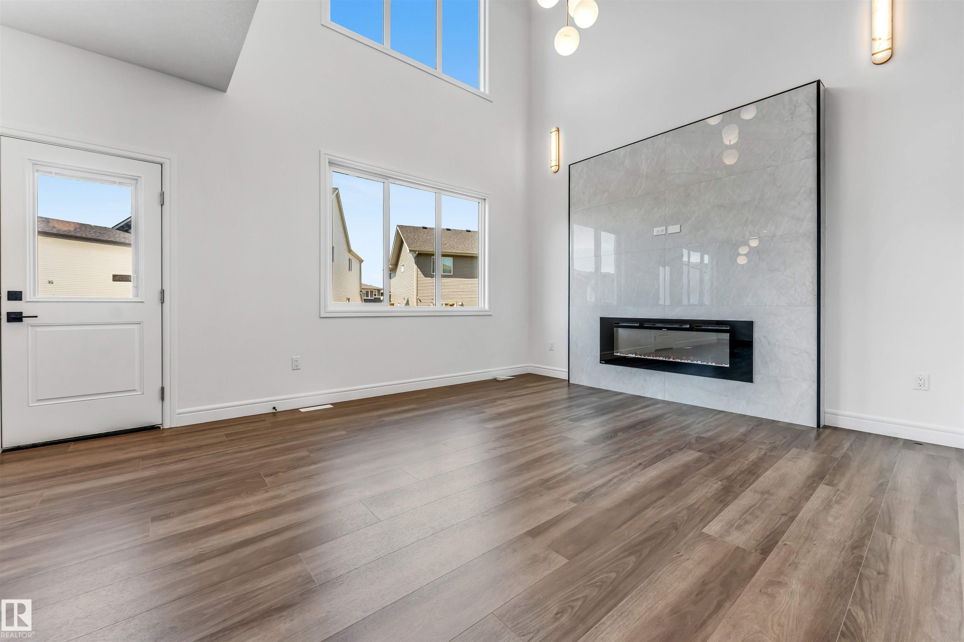 Picture for 19420 25 AV NW