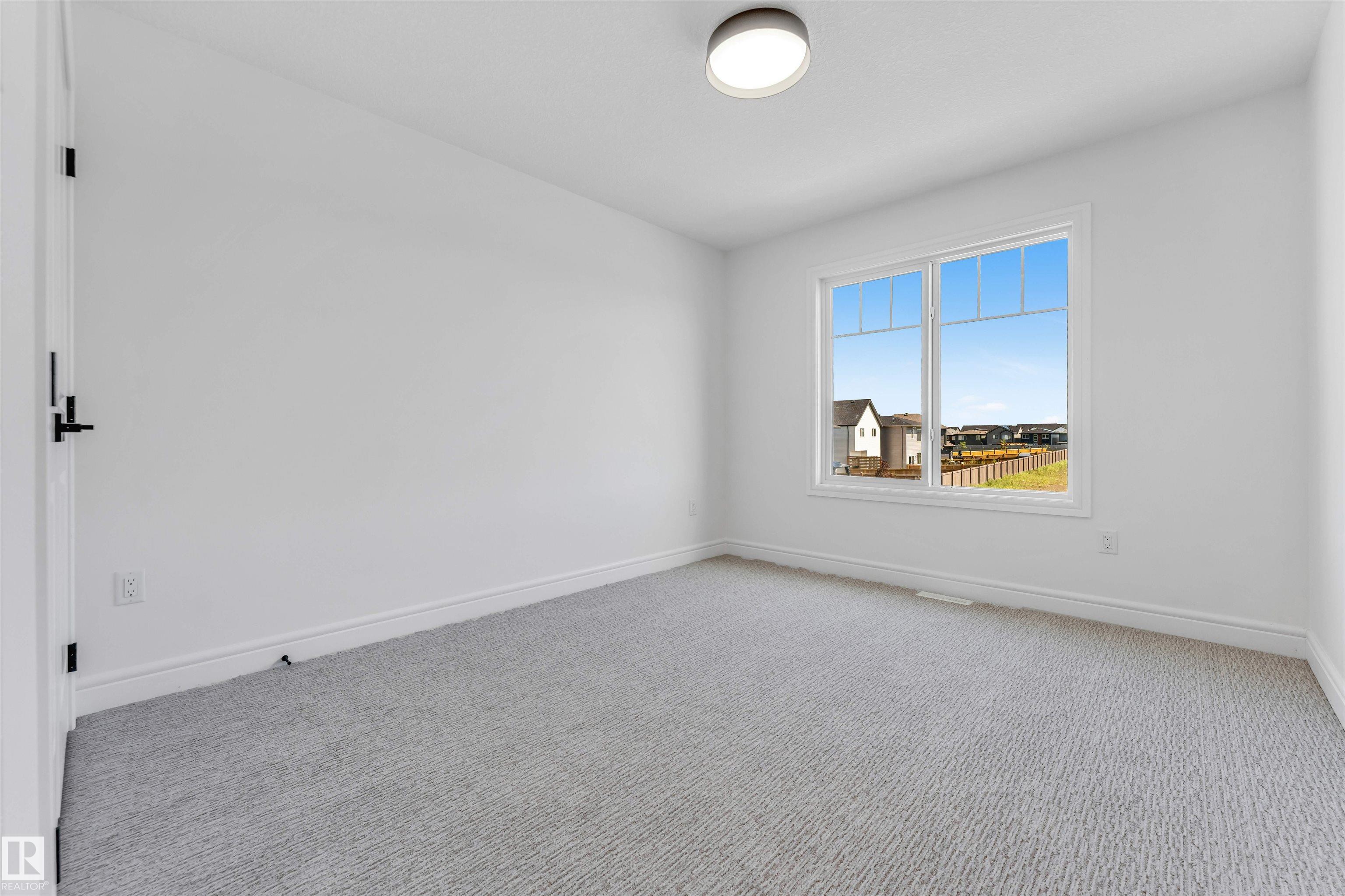 https://zimg.paragon.ice.com/ParagonImages/Property/PM/RAE/225411818/33/0/0/629fa6178eda0d2cb585eae1d2373c4a/1/6a67f7e3c5cf081b0d31b1444a48d2d5/225411818-91679b1e-bba8-4228-bb58-2990b6a261b1.JPG