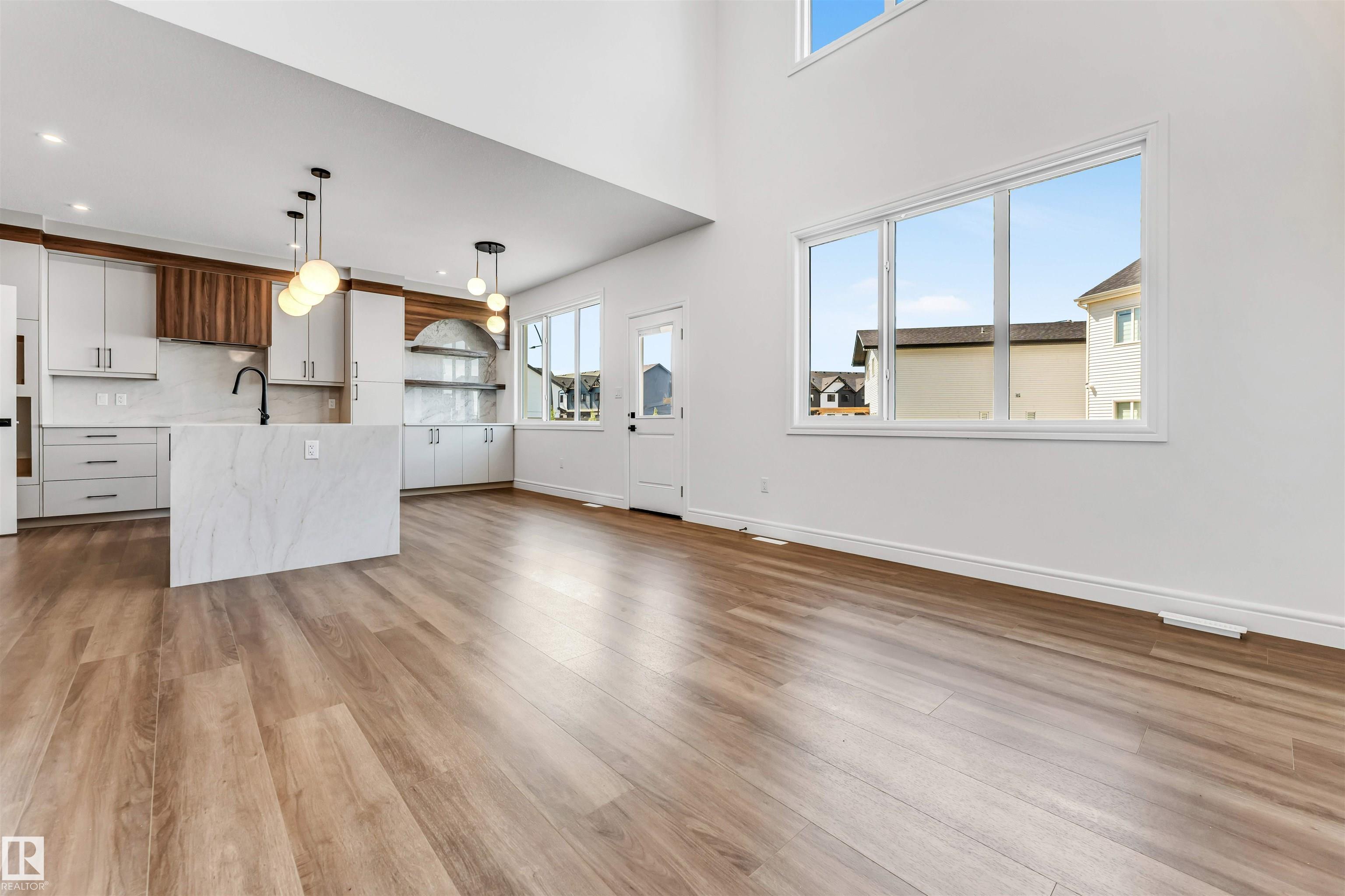 https://zimg.paragon.ice.com/ParagonImages/Property/PM/RAE/225411818/6/0/0/54e098ae7595fb1165b1ca93b4672f0a/1/6a67f7e3c5cf081b0d31b1444a48d2d5/225411818-9ec23298-dfd0-4354-904f-56e29c735627.JPG
