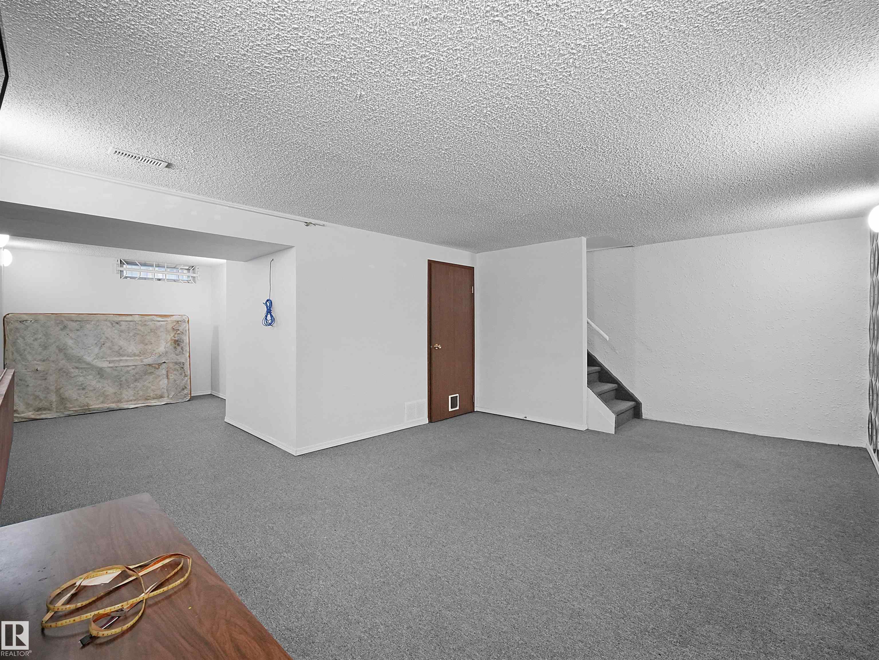 https://zimg.paragon.ice.com/ParagonImages/Property/PM/RAE/225411840/36/0/0/e6c90df5f9cbb7e856f98c3c11066b63/1/d6fb31c98d2e7518d1674e8e6b3516fe/225411840-baea08d1-9ff1-4644-b2d6-0703a6bf44de.JPG