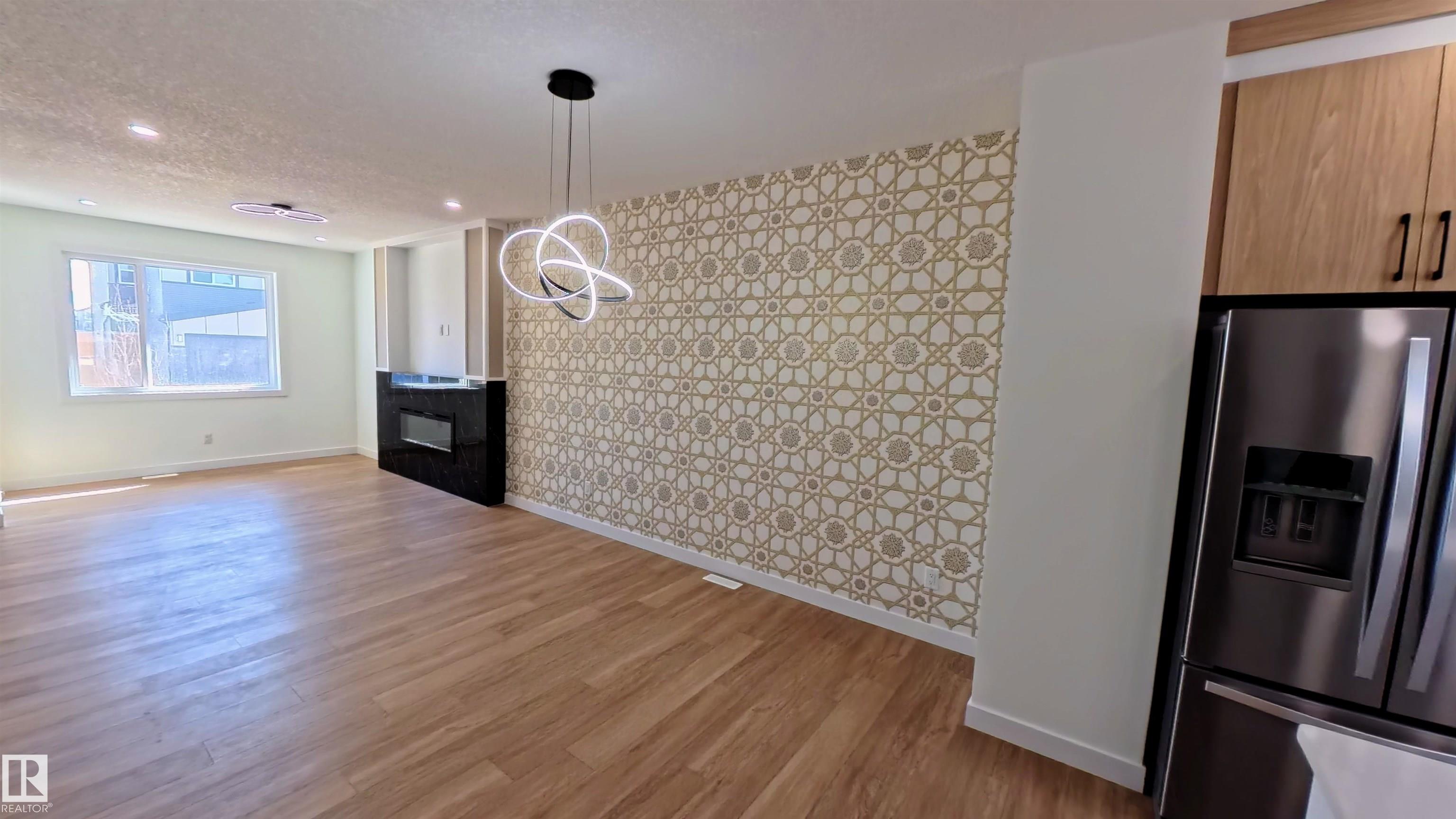 https://zimg.paragon.ice.com/ParagonImages/Property/PM/RAE/225411850/14/0/0/dde75793820a3f59b58d532e0fb7022d/1/c4fb43fbc29486383d779d27191f74e5/225411850-1A5B3BBA-791D-499D-80B9-5A4219CF3E63.JPG