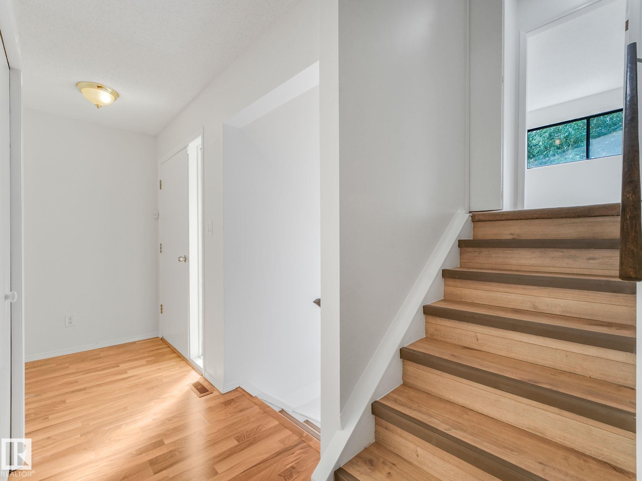 Photo 20 at 91 Amherst Crescent, Akinsdale, St. Albert