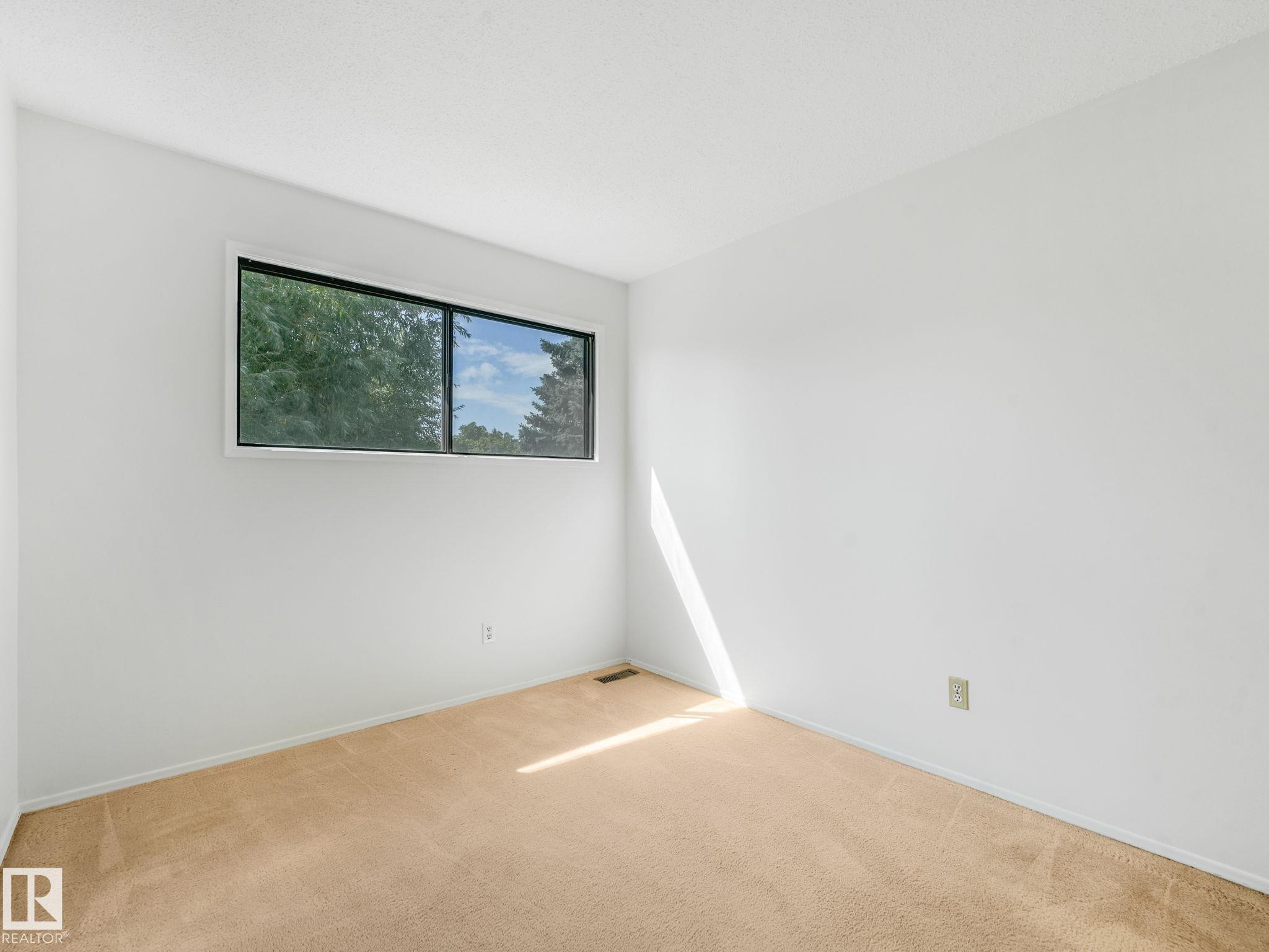 Photo 22 at 91 Amherst Crescent, Akinsdale, St. Albert