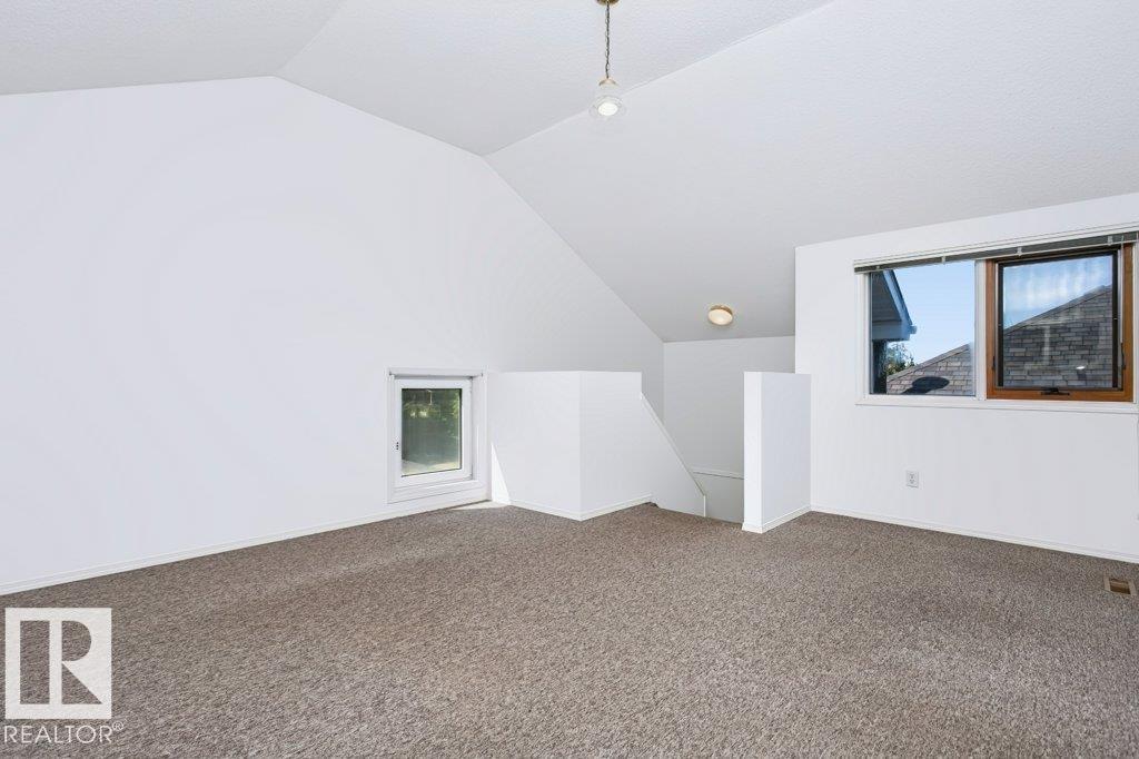 https://zimg.paragon.ice.com/ParagonImages/Property/PM/RAE/225411867/62/0/0/e8d49e2290001604bfebb08682d45828/1/0fff8e80cf6e4eb74c13994d1d66c887/225411867-b920f030-49c6-4b0c-9ca4-742cde5623f4.JPG