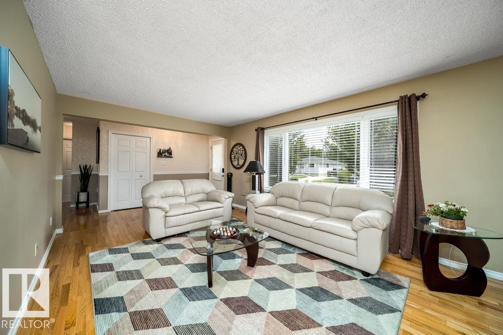 Photo 10 at 34 Peacock Drive, Brentwood, Sherwood Park