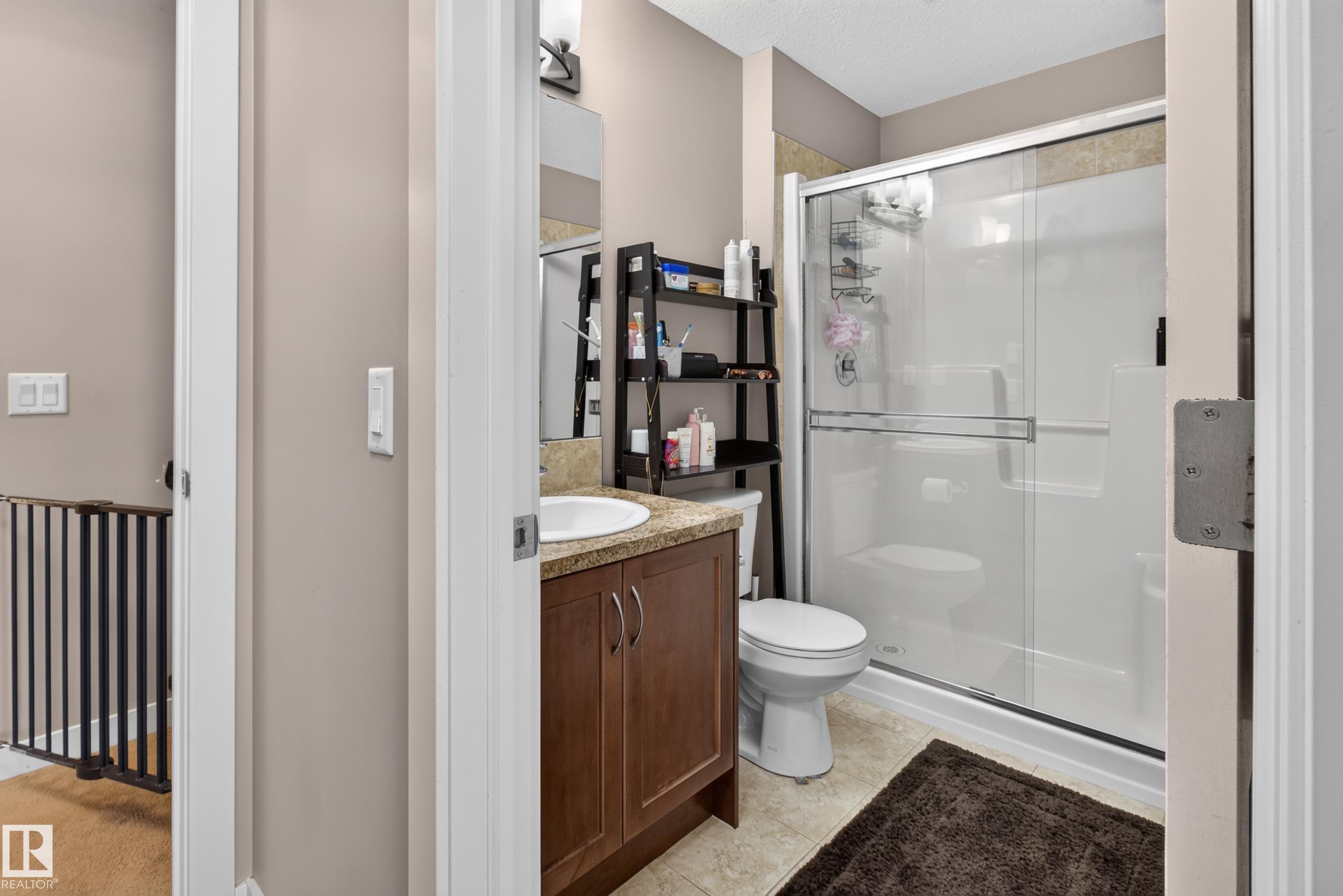 https://zimg.paragon.ice.com/ParagonImages/Property/PM/RAE/225411901/27/0/0/9f0e9df5571f55da6dd5c6f5d64c3127/1/d23ff01831b5f810bcf61db7f756f56d/225411901-e2f7d9ba-b69e-4dee-9f66-26380a882fac.JPG