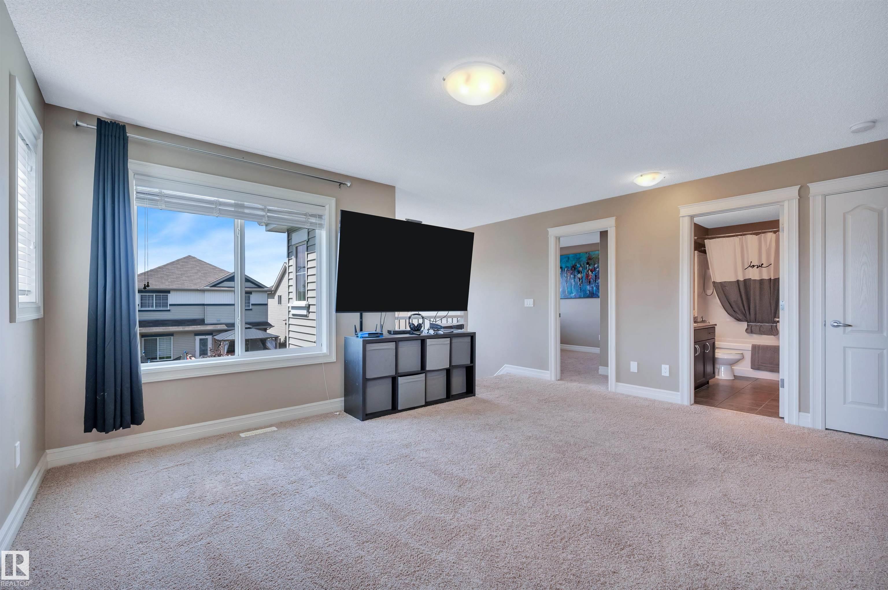 https://zimg.paragon.ice.com/ParagonImages/Property/PM/RAE/225411903/22/0/0/198d376f58c3d7ddf610452964c6a7bc/1/738a12017a59db412a33a18043a6fcd5/225411903-d04dd393-2565-4fb5-8121-efb2c3dbc3b3.JPG
