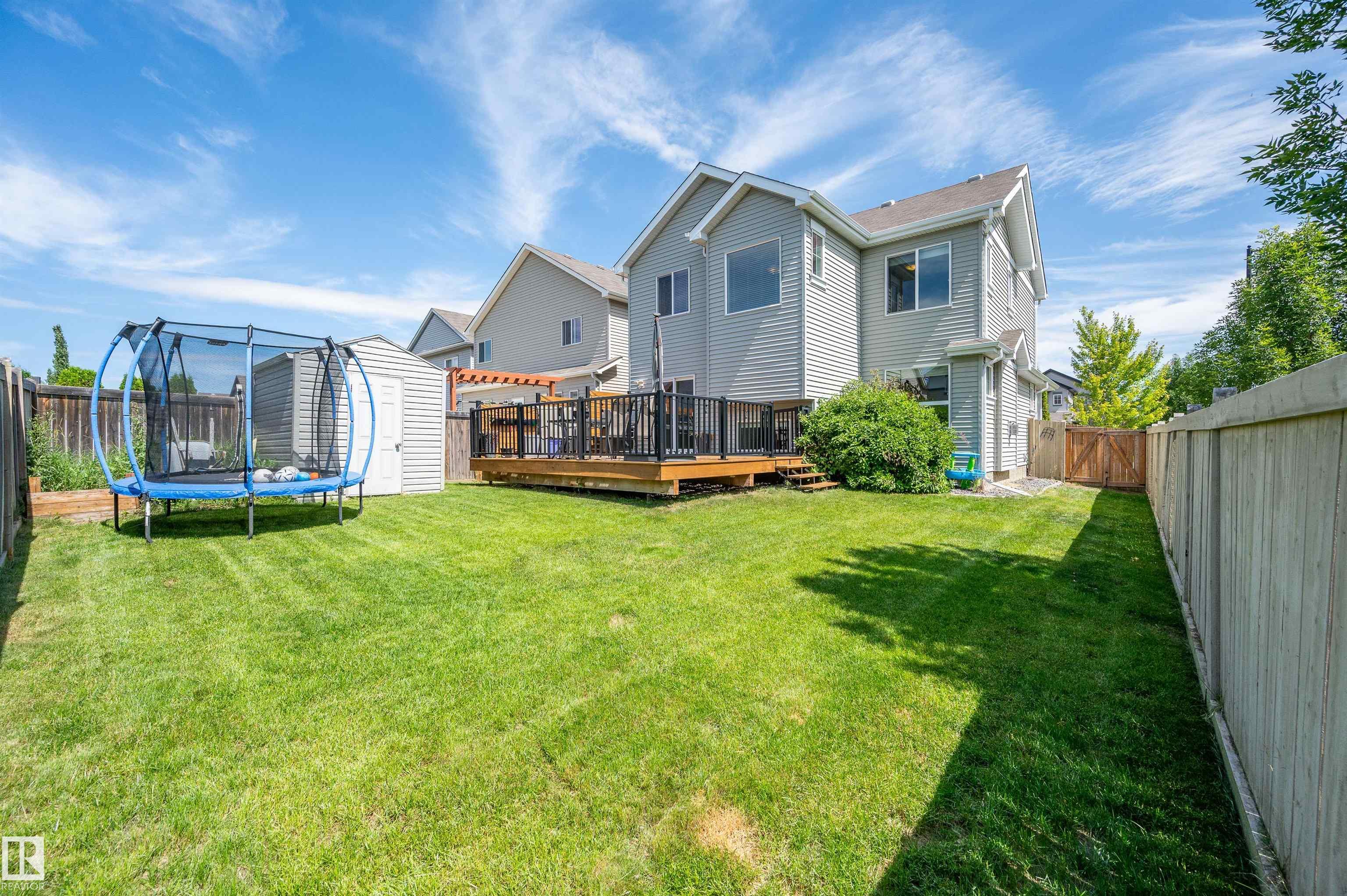 https://zimg.paragon.ice.com/ParagonImages/Property/PM/RAE/225411903/41/0/0/d09e072cb1516bbecea3d8bb577be674/1/738a12017a59db412a33a18043a6fcd5/225411903-c802392a-abe8-4ff4-99f3-fc4a50b6bfd4.JPG