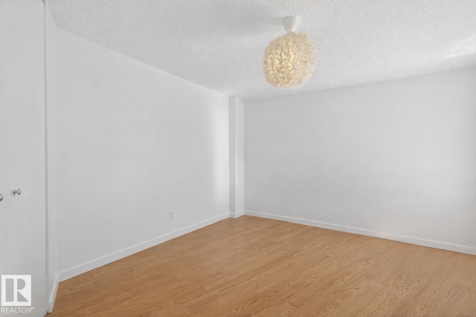 Photo 17 at 1608 - 10045 117 Street NW, Wîhkwêntôwin, Edmonton