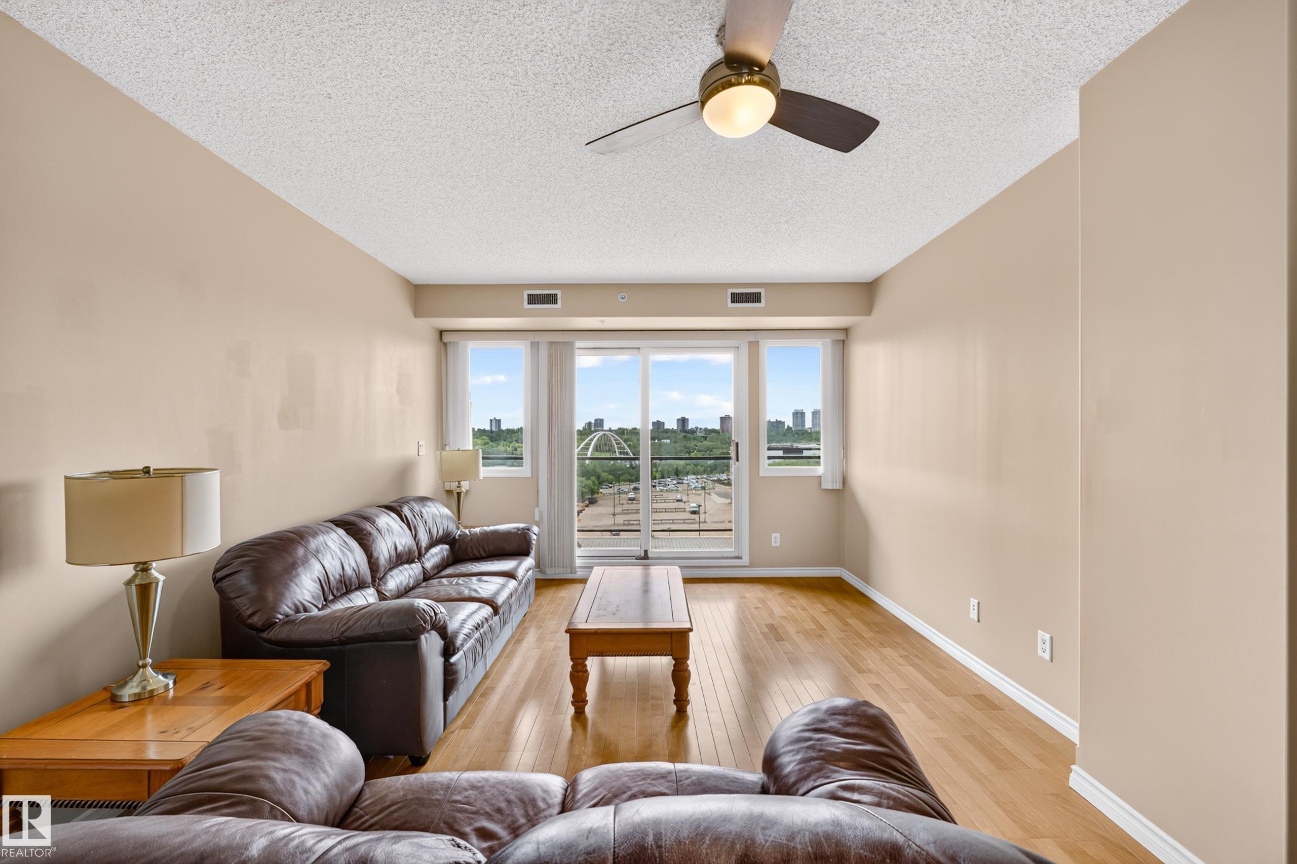 https://zimg.paragon.ice.com/ParagonImages/Property/PM/RAE/225411910/9/0/0/1fa16377c95de9df6cc380d25ff14cec/1/9b93f1088ef94e8c55e40fd648b6bf47/225411910-e1fe709a-d56f-4d4b-8a7c-6124728e7fb3.JPG