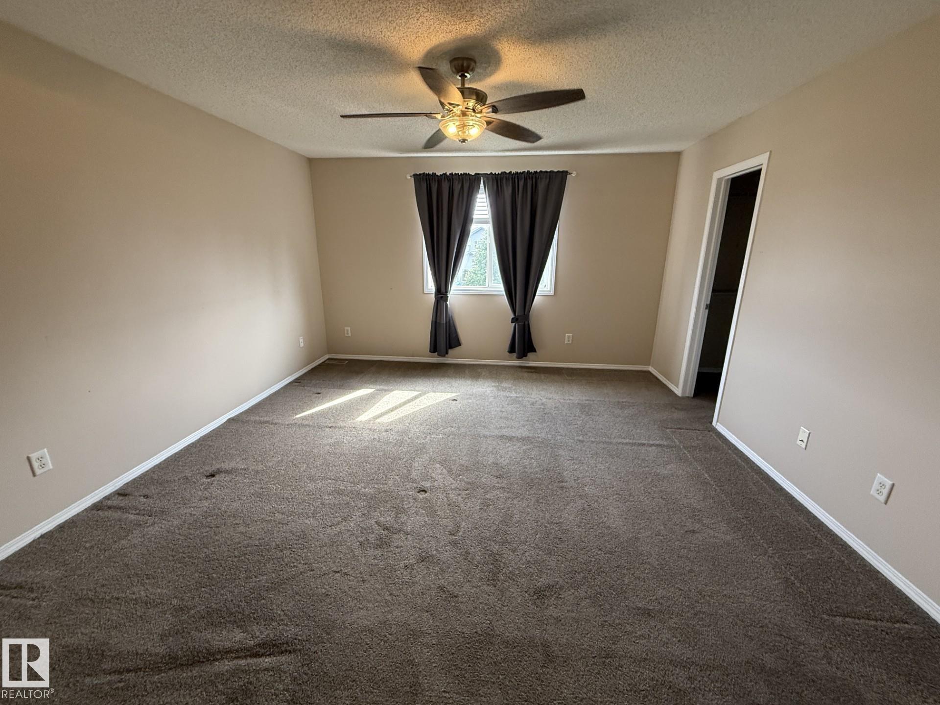 https://zimg.paragon.ice.com/ParagonImages/Property/PM/RAE/225411931/17/0/0/a6b8536571fa059e984929ce71451745/1/06870c75f22ea73bedea356fa9aba8b7/225411931-28cd34b3-12d8-4ae4-a960-e3aba63596aa.JPG