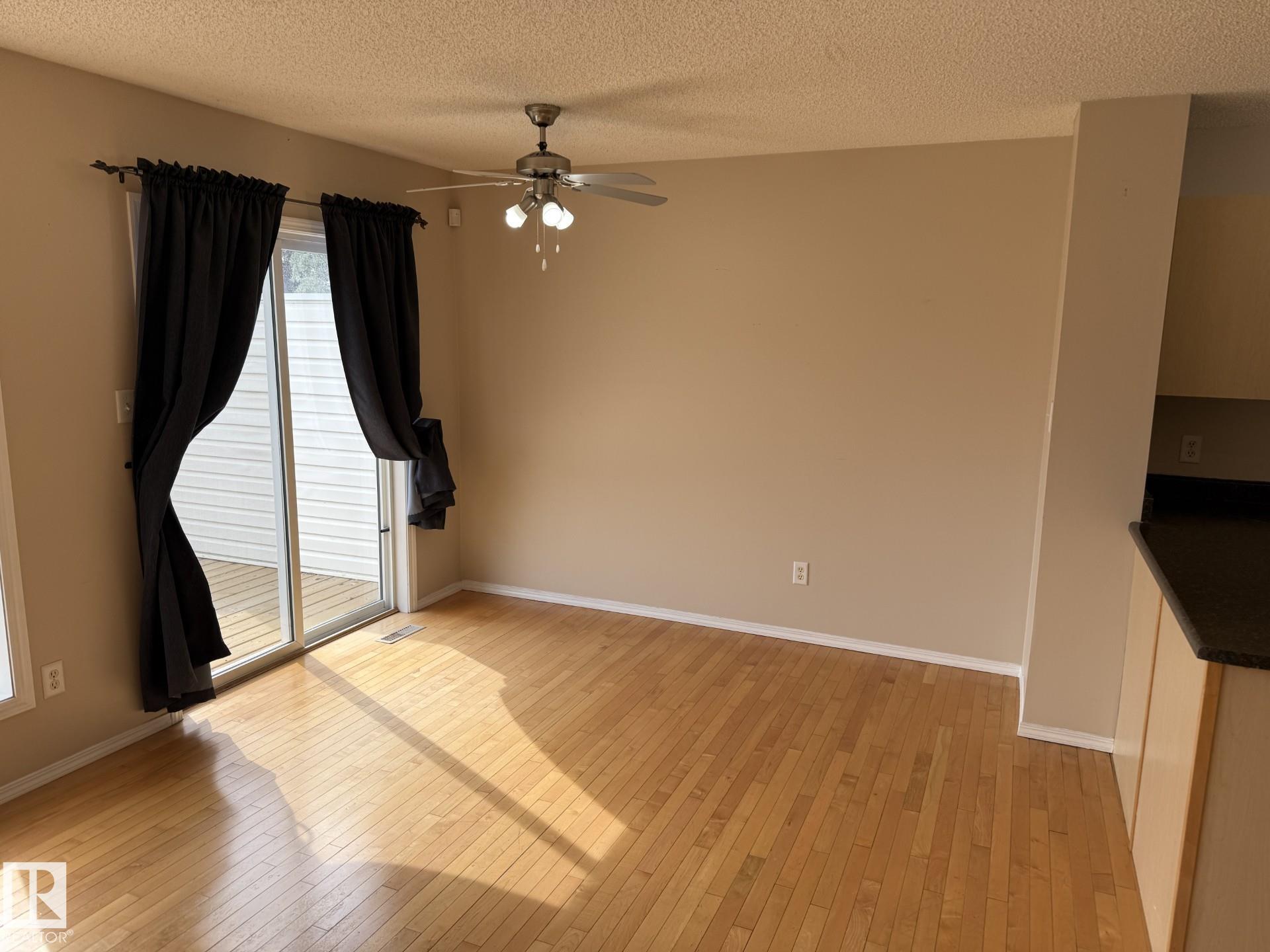 https://zimg.paragon.ice.com/ParagonImages/Property/PM/RAE/225411931/9/0/0/dc950bc85f39b2c10497d6c0e008fa1f/1/06870c75f22ea73bedea356fa9aba8b7/225411931-1412b256-e2ac-4425-9635-da90996683ad.JPG