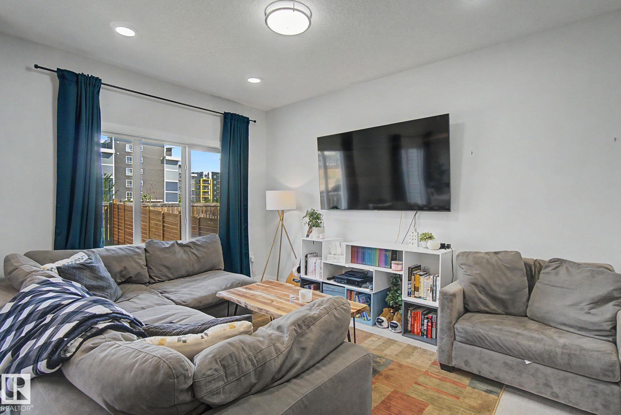 Photo 16 at 1926 Kroetsch Crescent SW, Keswick, Edmonton