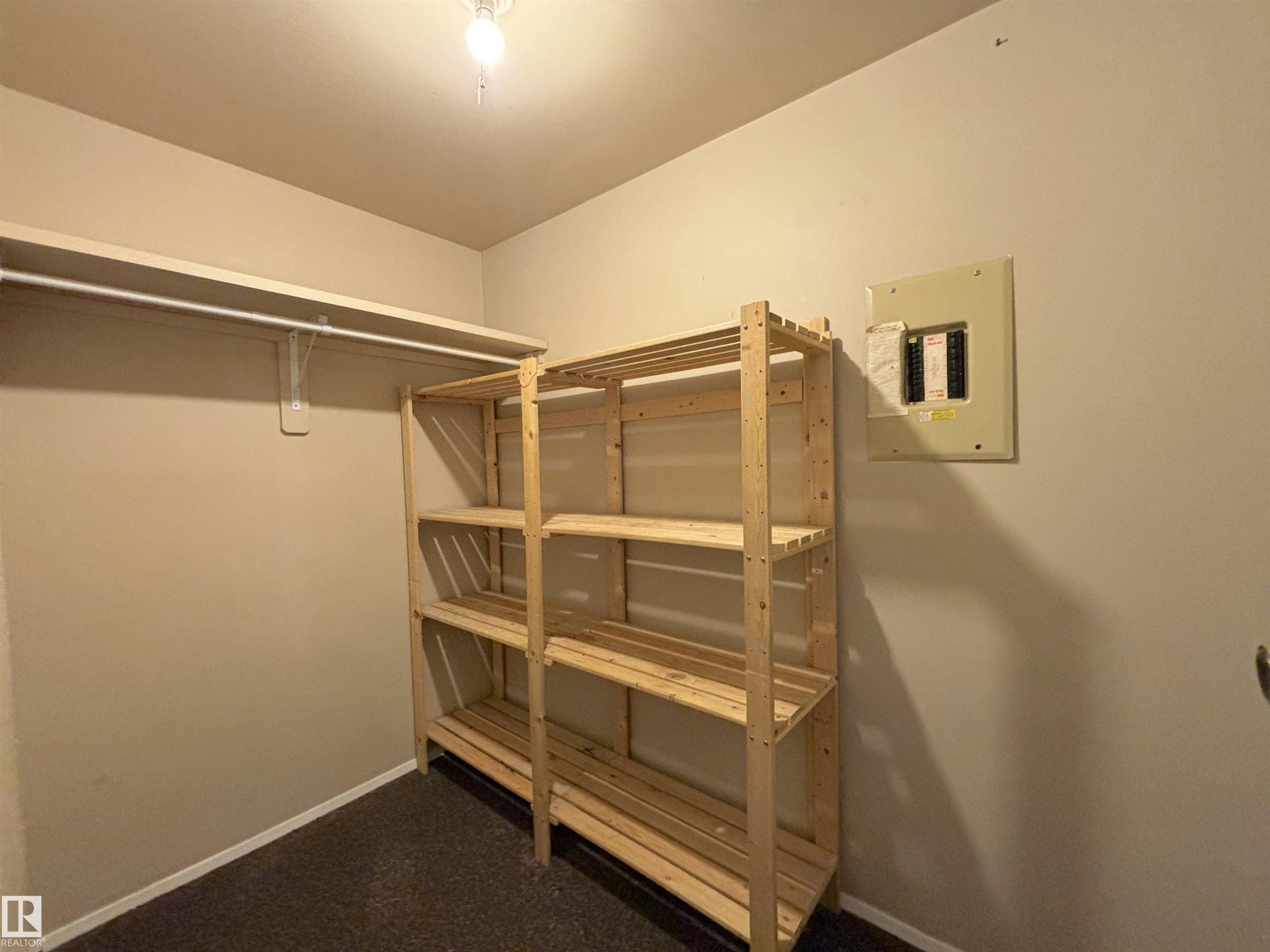 Photo 11 at 5955 40 Avenue NW, Greenview, Edmonton