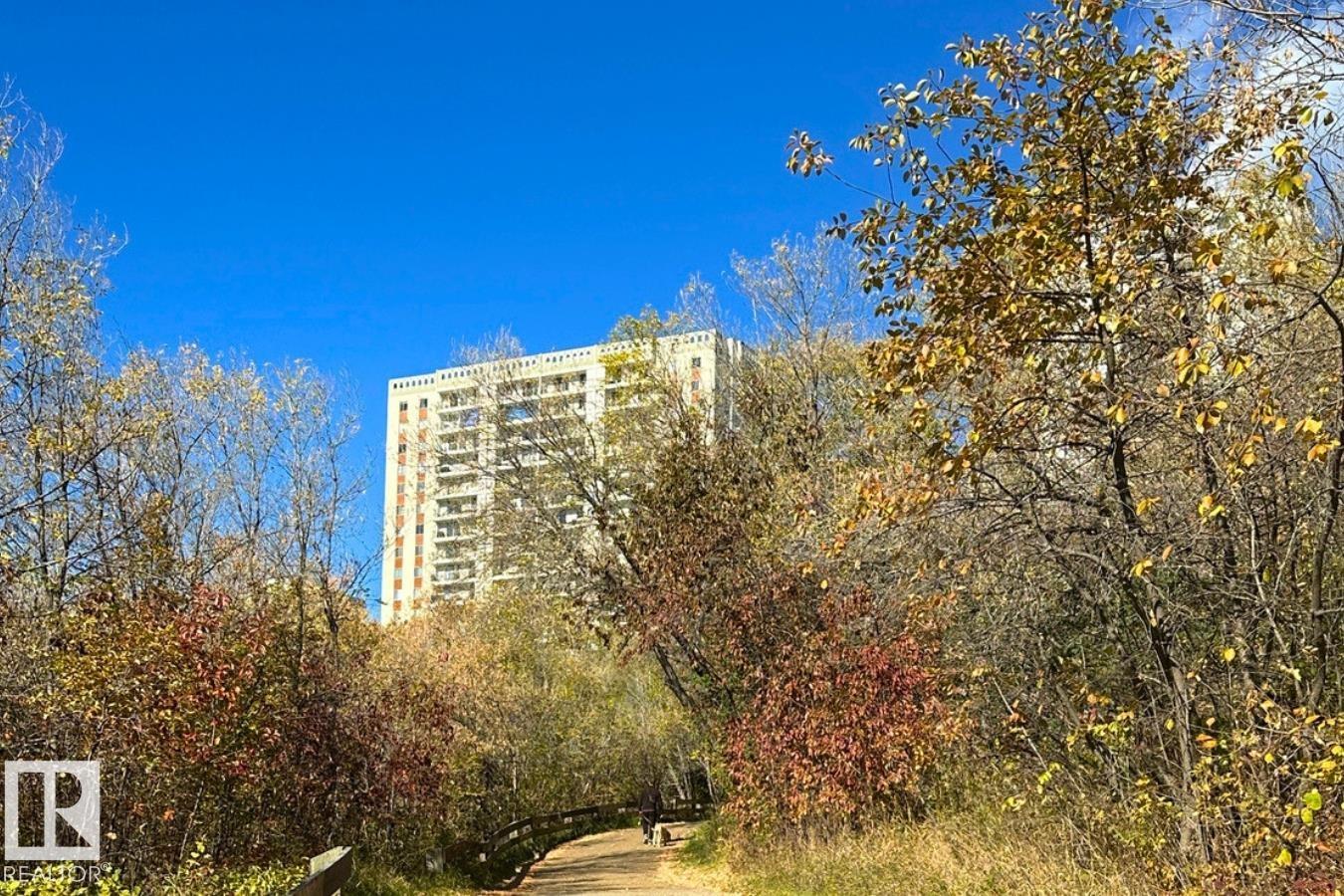 https://zimg.paragon.ice.com/ParagonImages/Property/PM/RAE/225411951/66/0/0/d0eb5a5981d51bc1a863731e8612d2ea/1/21d65bce502b36f0f781e1e3eb2b1e07/225411951-FB61A1F1-A36C-49EE-9AA2-8039CFCD4D42.JPG