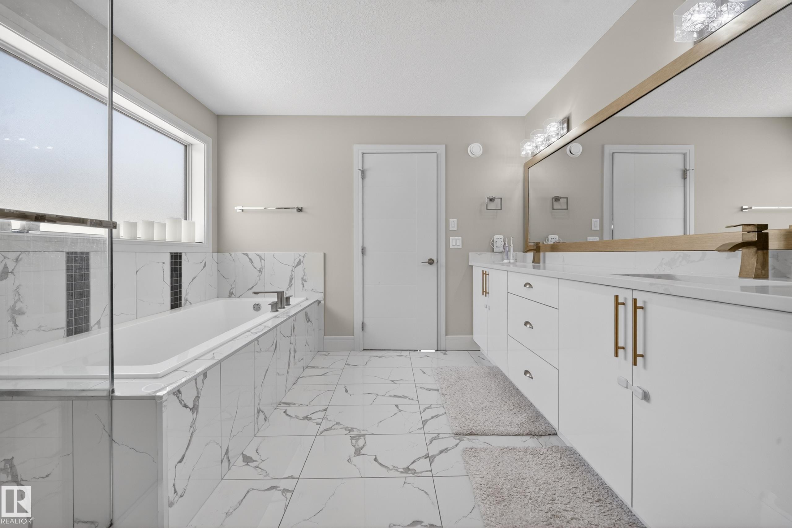 https://zimg.paragon.ice.com/ParagonImages/Property/PM/RAE/225411956/30/0/0/6dd9f5e86c8b3b6230ea33ae9aef9e97/1/ffec37946e63441f877e5826cbf30984/225411956-5A59D8FF-DCB3-4CAA-AEB1-C23BC3E2BEC3.JPG