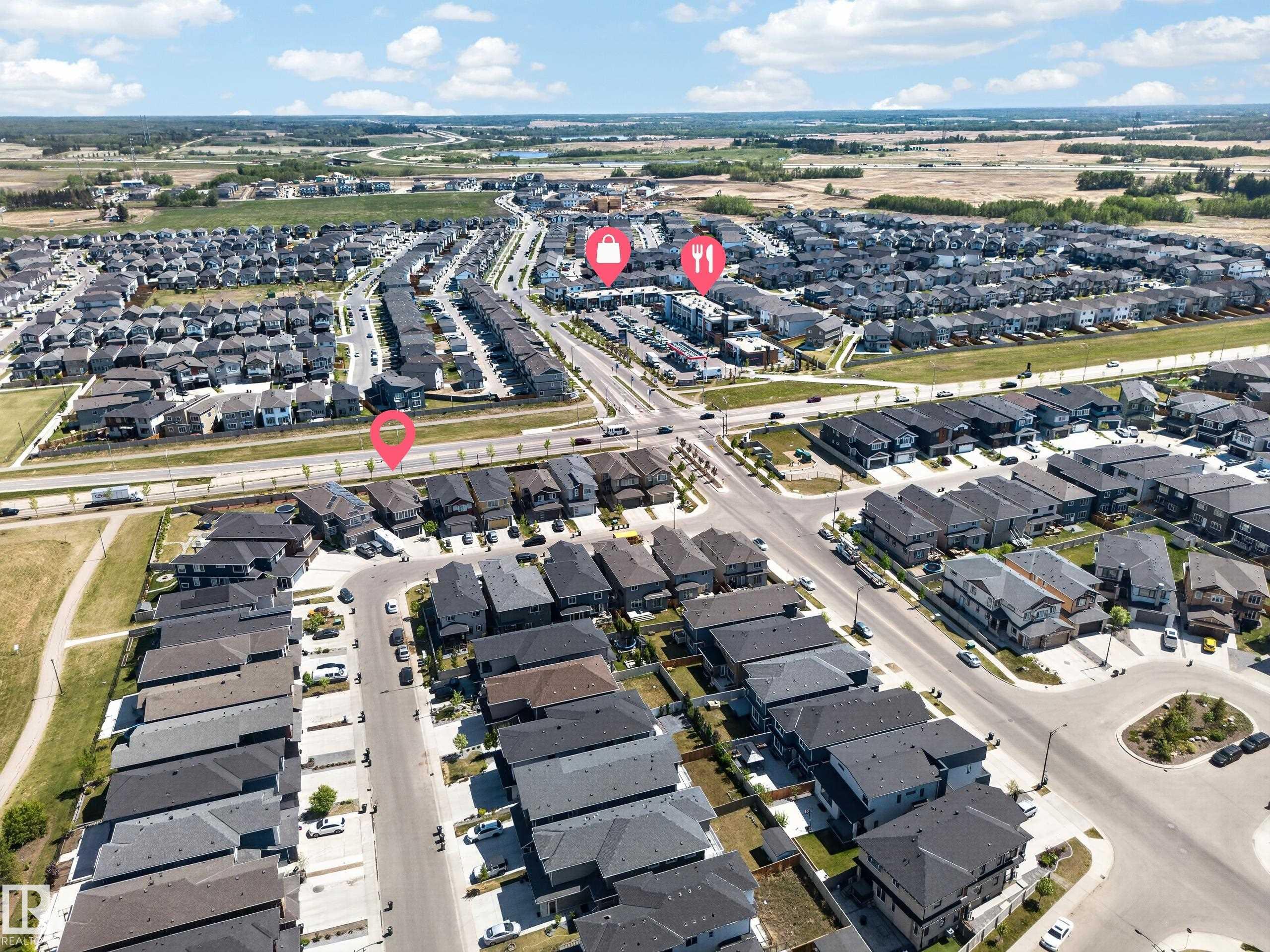 https://zimg.paragon.ice.com/ParagonImages/Property/PM/RAE/225411956/56/0/0/2cc8fa6f41a410b33f6efede7224b424/1/ffec37946e63441f877e5826cbf30984/225411956-4213F4FB-02C5-4EB6-80D0-01E4F69CAF53.JPG