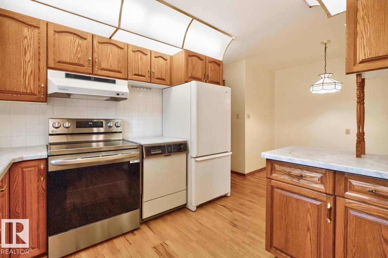 Photo 21 at 6 Merryvale Crescent, Mills Haven, Sherwood Park
