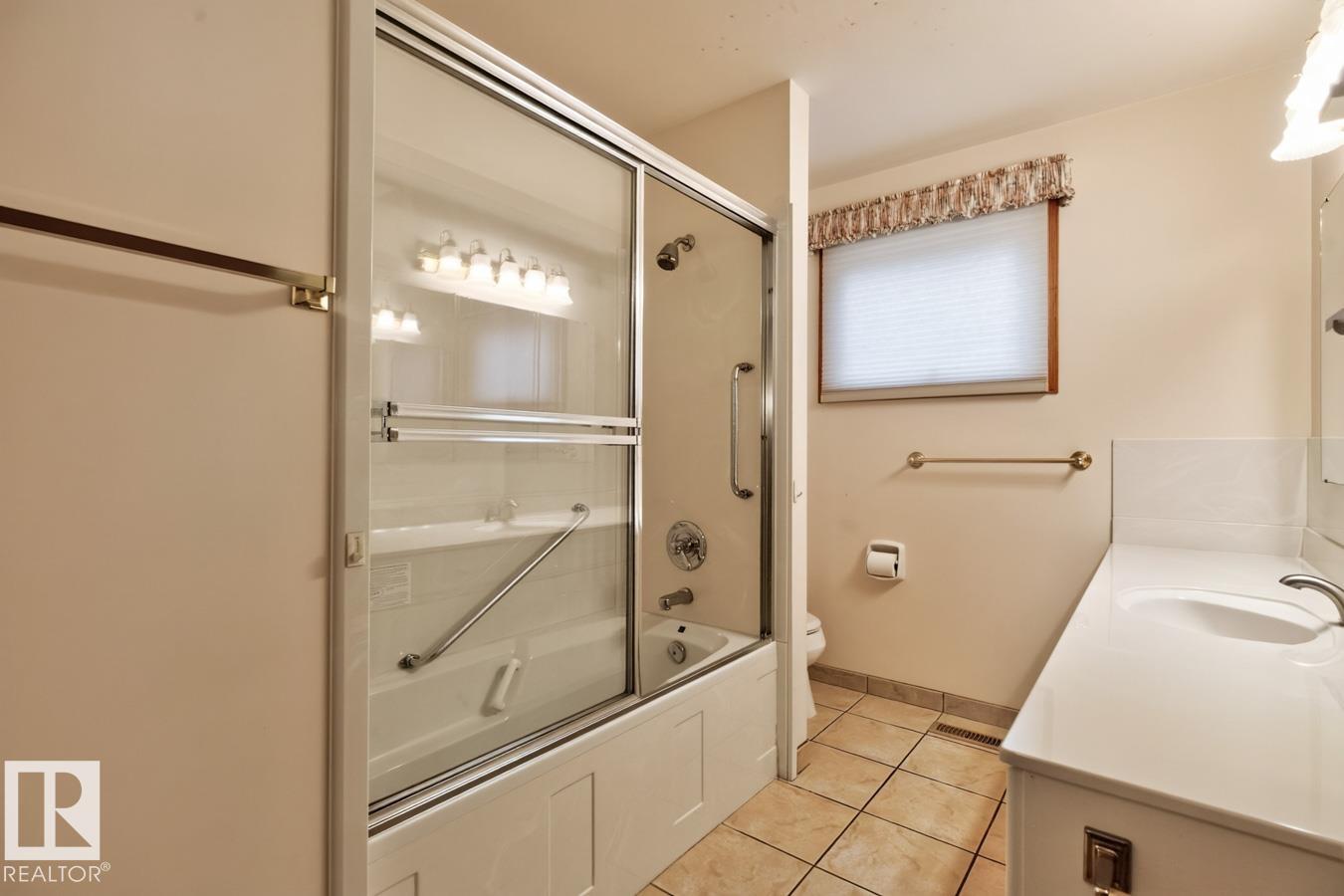 Photo 31 at 6 Merryvale Crescent, Mills Haven, Sherwood Park