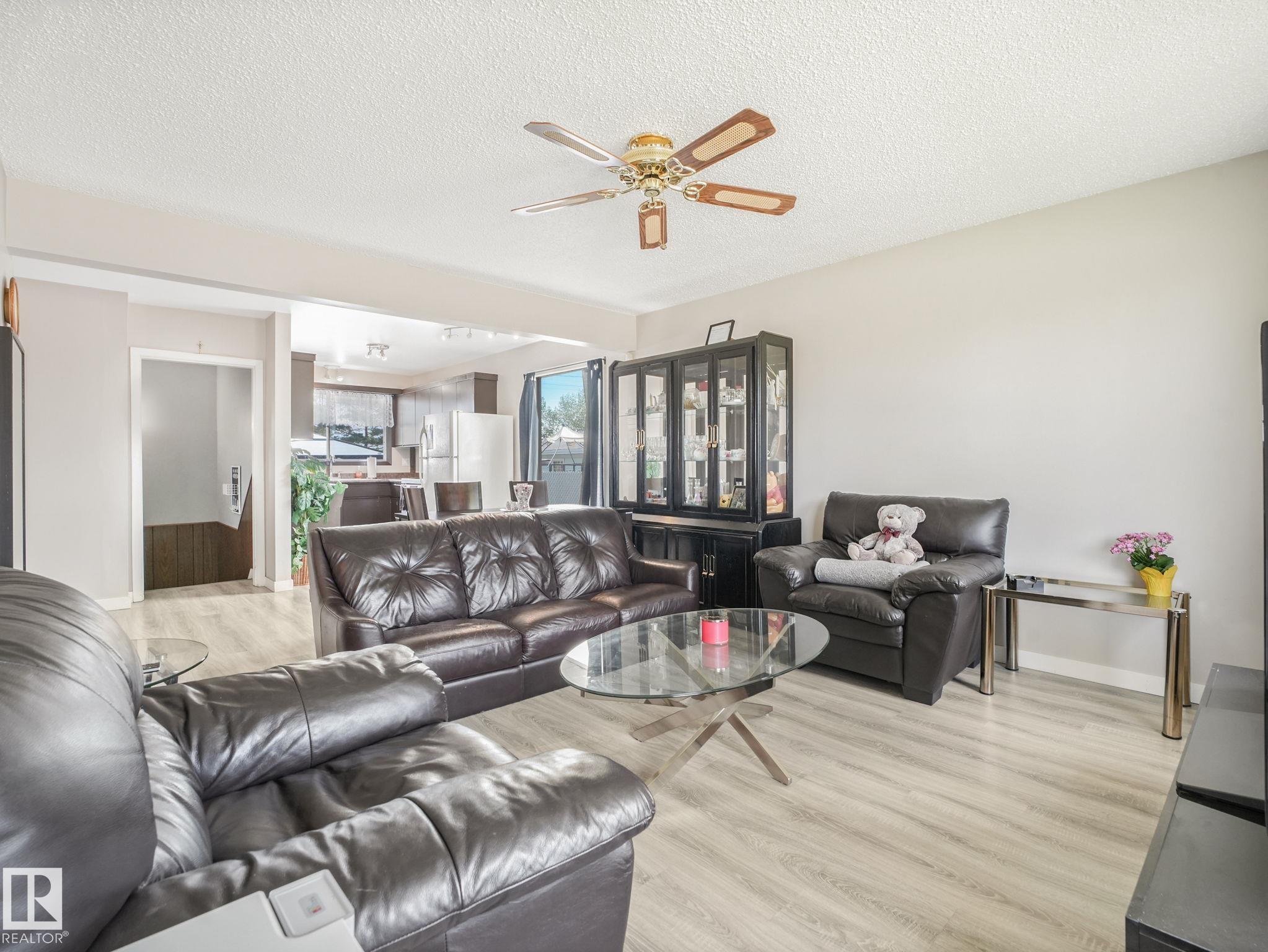 Photo 33 at 13323 58 Street NW, Belvedere, Edmonton