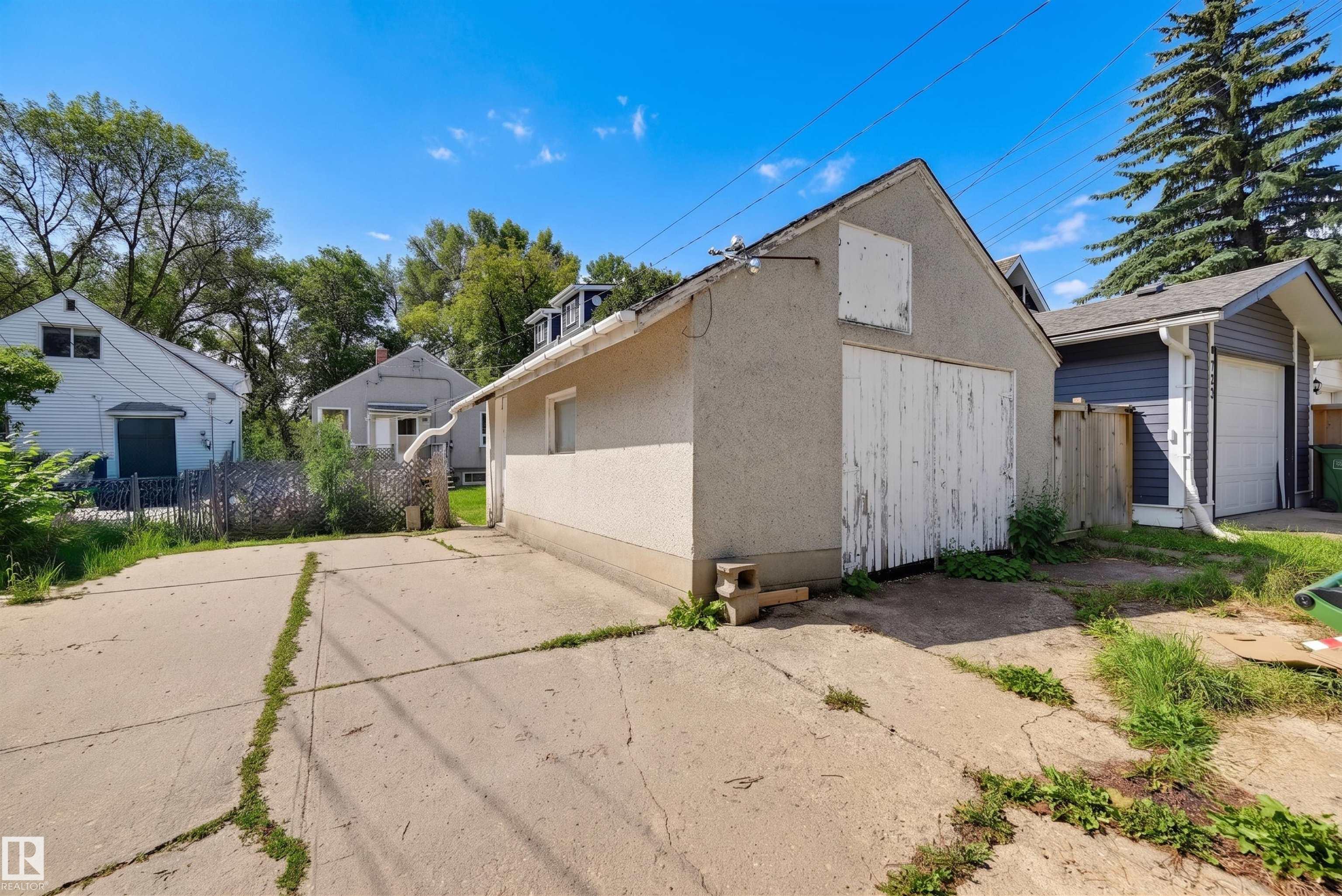 https://zimg.paragon.ice.com/ParagonImages/Property/PM/RAE/225411979/26/0/0/66dc07ae5432d2e437b0ddfd185ae414/1/05cfdf93367d2543665f2cc9492dddee/225411979-60688469-274e-4c55-acf9-a64fa0b0cd17.JPG