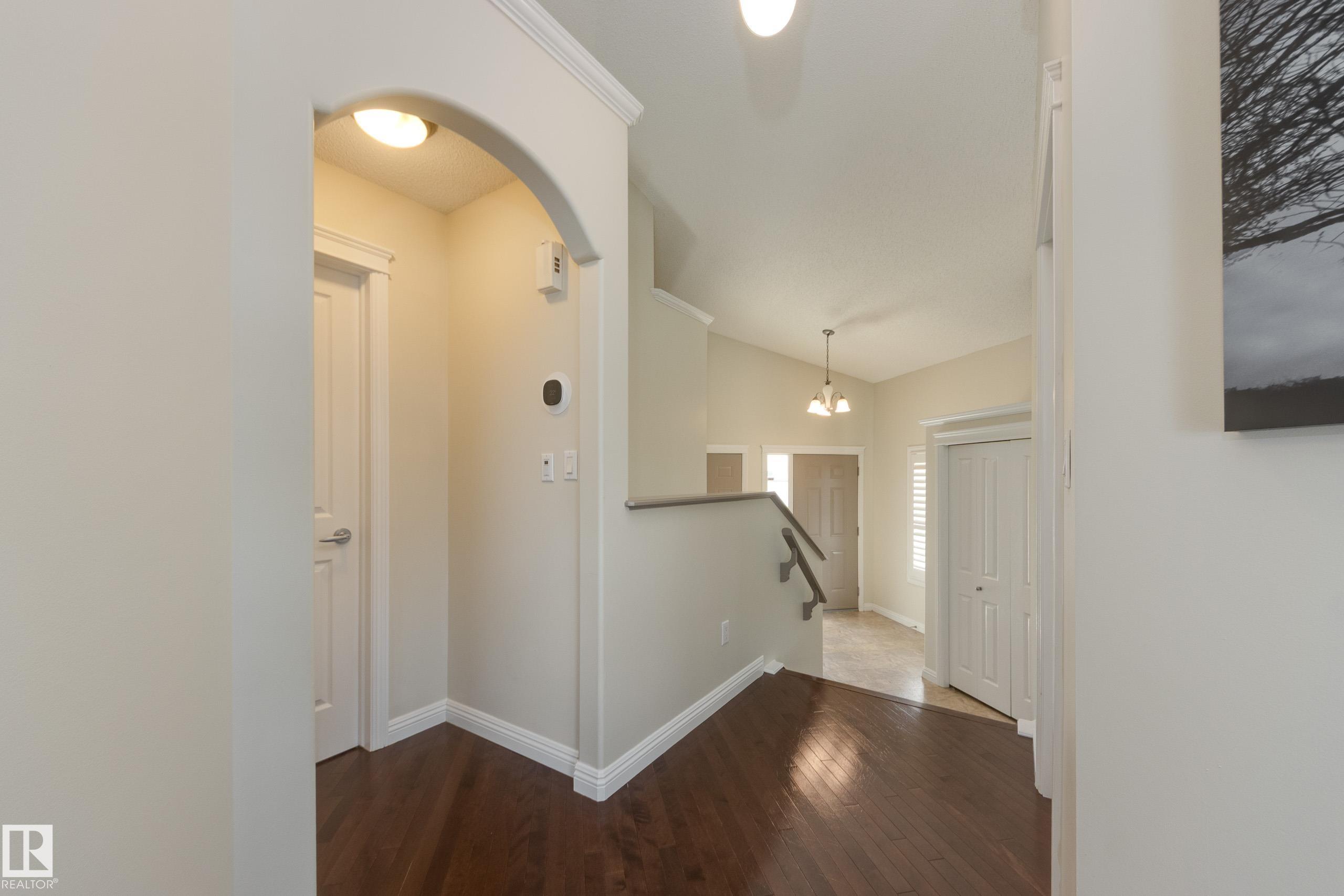 https://zimg.paragon.ice.com/ParagonImages/Property/PM/RAE/225411992/12/0/0/b8bcd9553ad6aa073dca53c68fe995b8/1/7ebcb2bd620d5004c493f8bd557b0c90/225411992-b278bc23-9263-403b-a594-7ec5b5ee462c.JPG