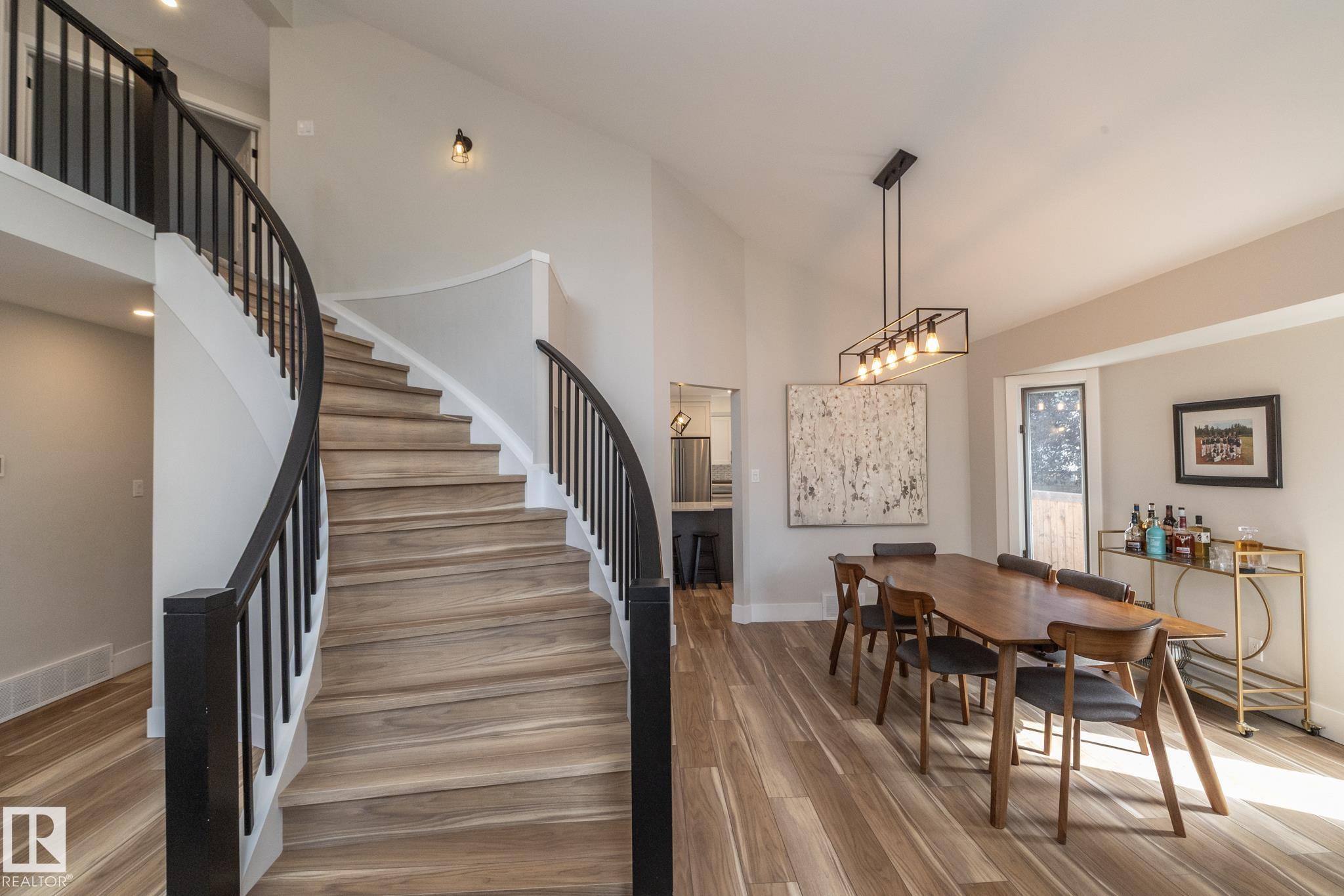 Picture for 808 HEPBURN AV NW