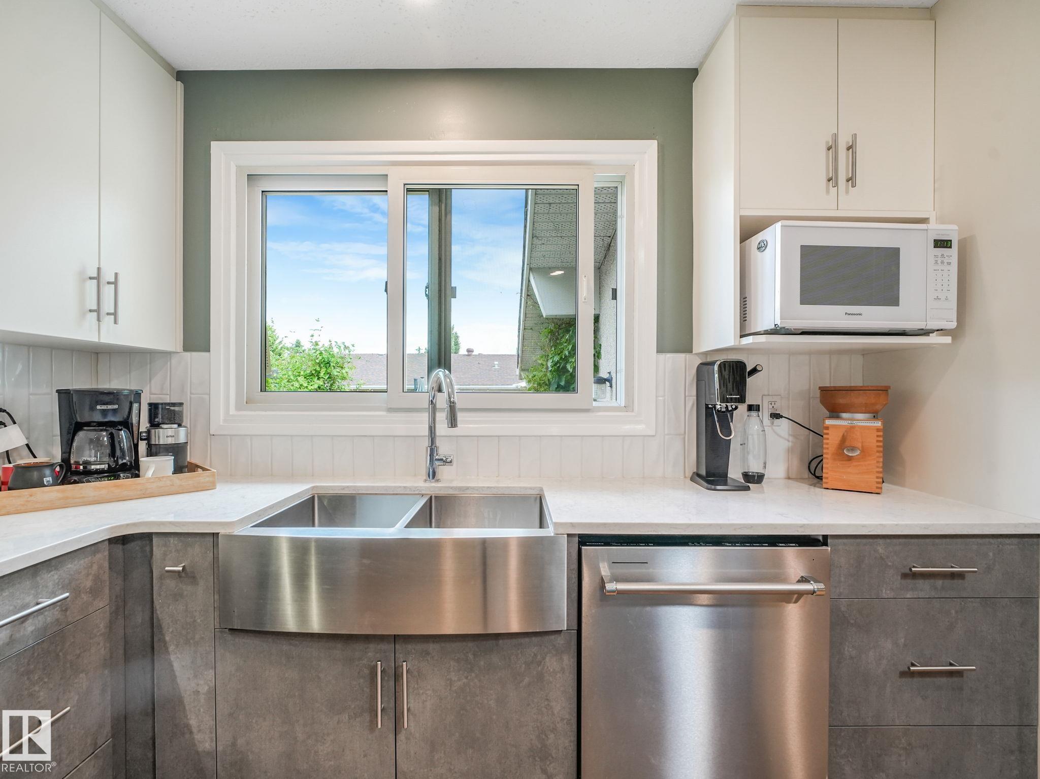 Photo 22 at 32 Malvern Drive, Mills Haven, Sherwood Park