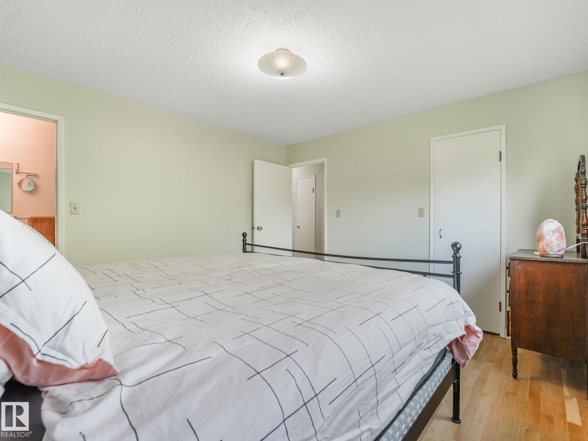 Photo 25 at 32 Malvern Drive, Mills Haven, Sherwood Park