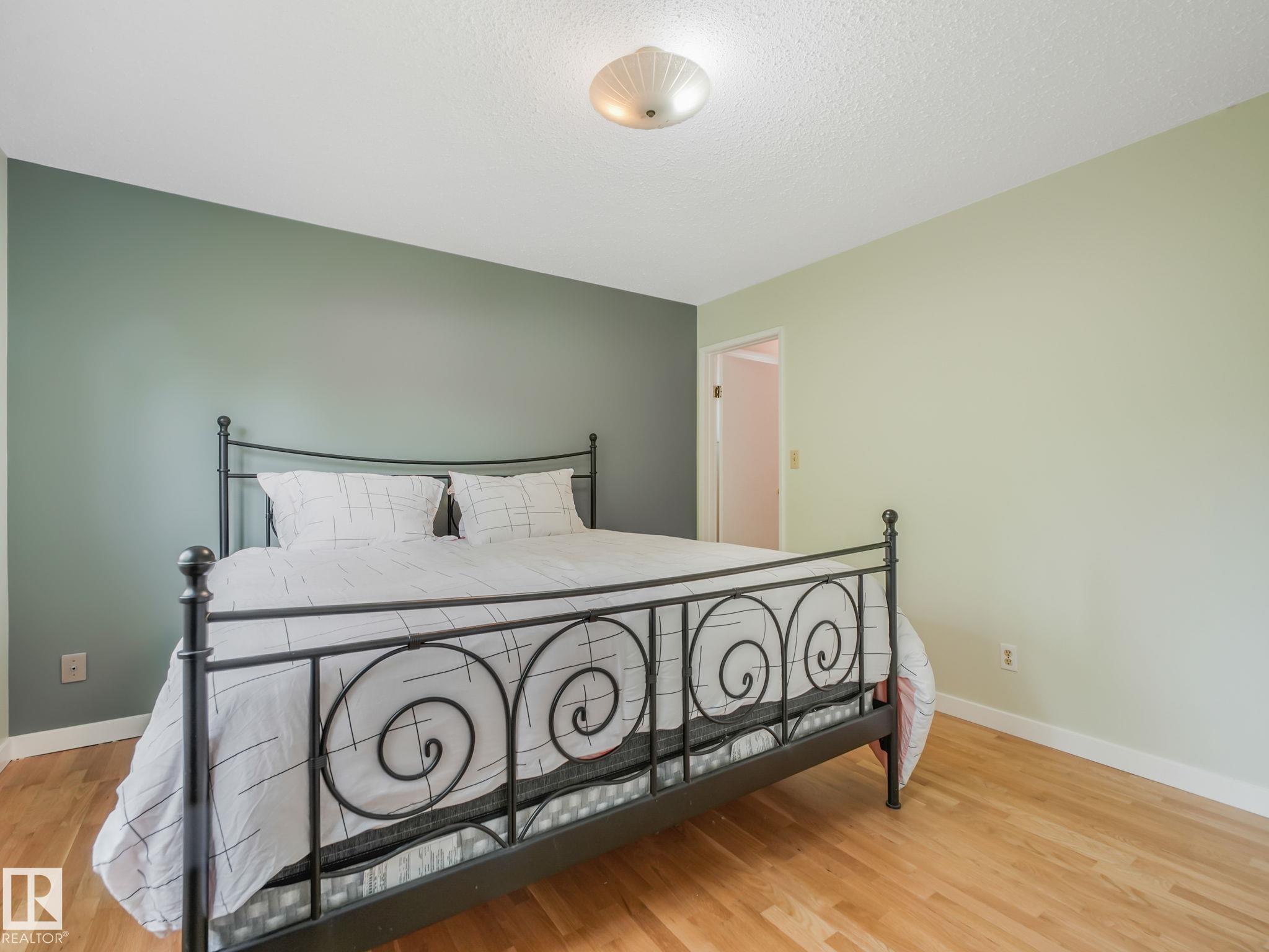 Photo 26 at 32 Malvern Drive, Mills Haven, Sherwood Park