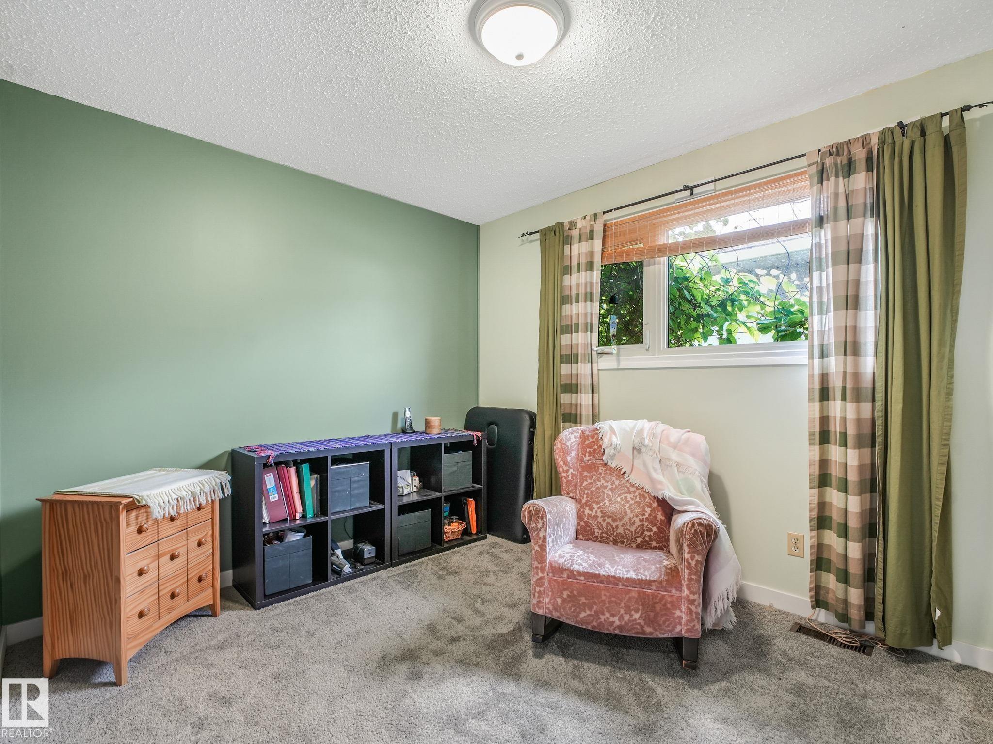 Photo 33 at 32 Malvern Drive, Mills Haven, Sherwood Park