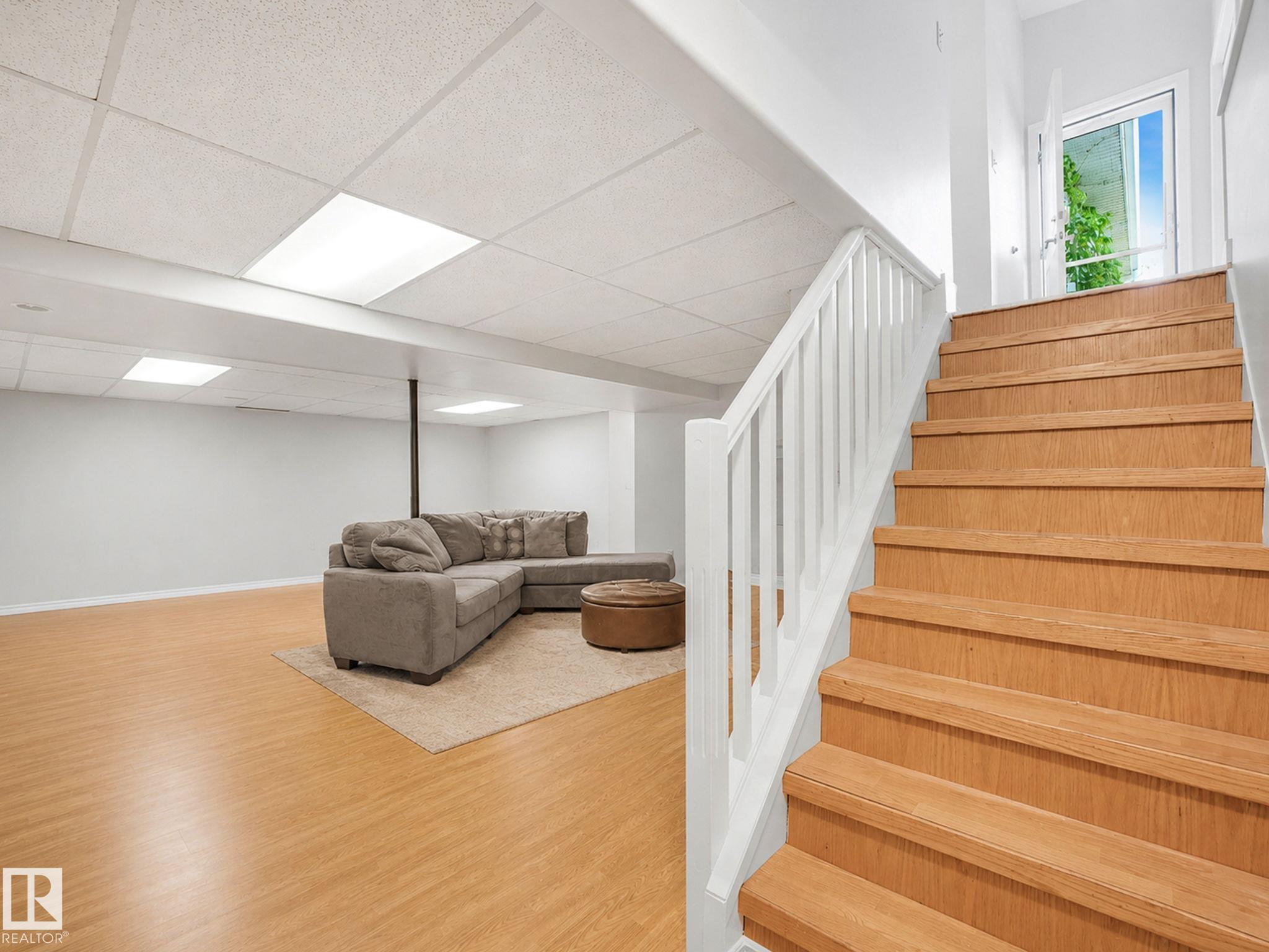 Photo 38 at 32 Malvern Drive, Mills Haven, Sherwood Park