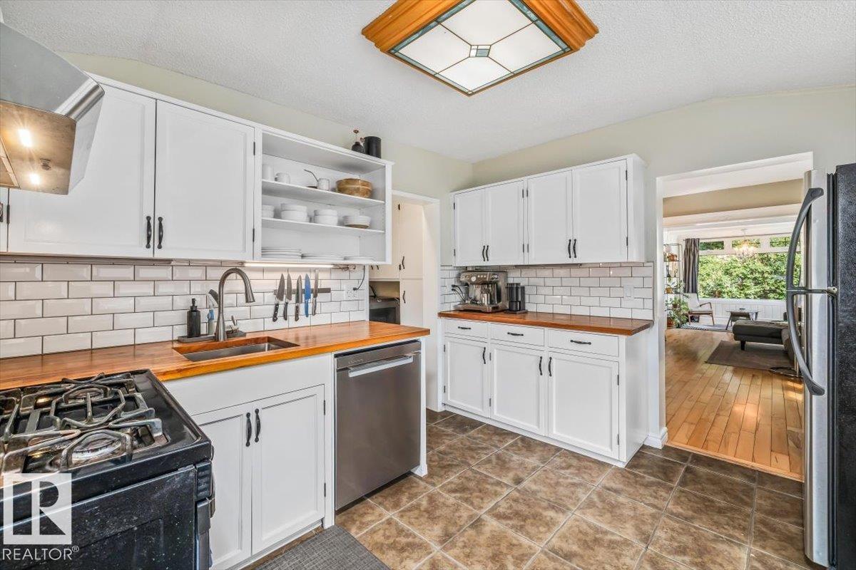 Photo 17 at 11328 65 Street NW, Highlands, Edmonton