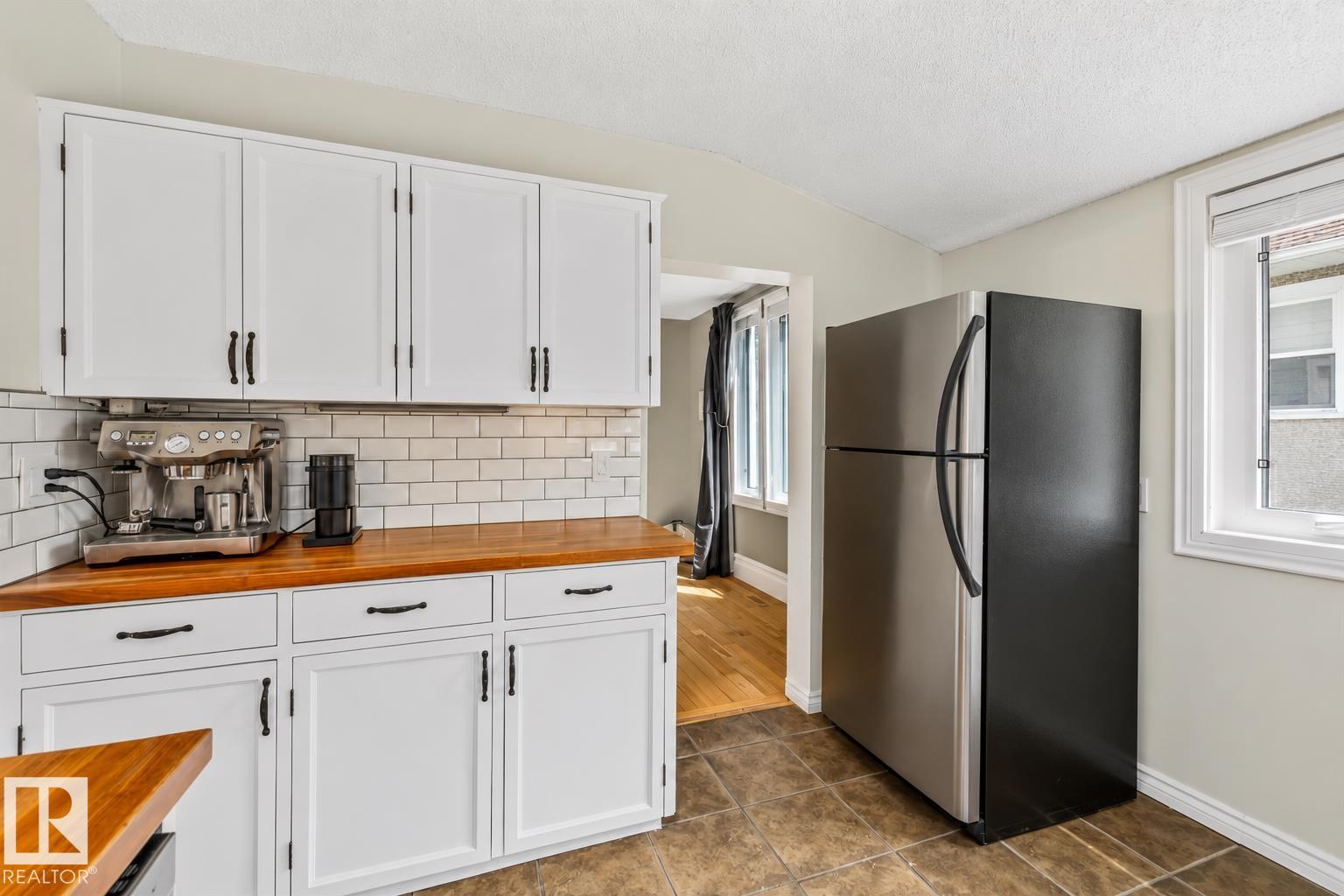 Photo 18 at 11328 65 Street NW, Highlands, Edmonton