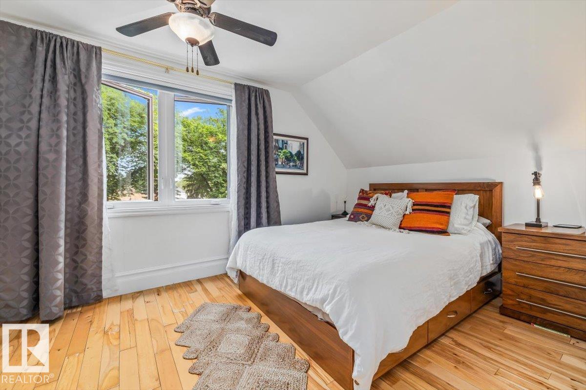 Photo 22 at 11328 65 Street NW, Highlands, Edmonton