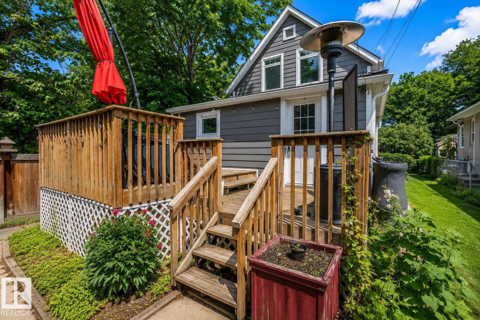 Photo 31 at 11328 65 Street NW, Highlands, Edmonton