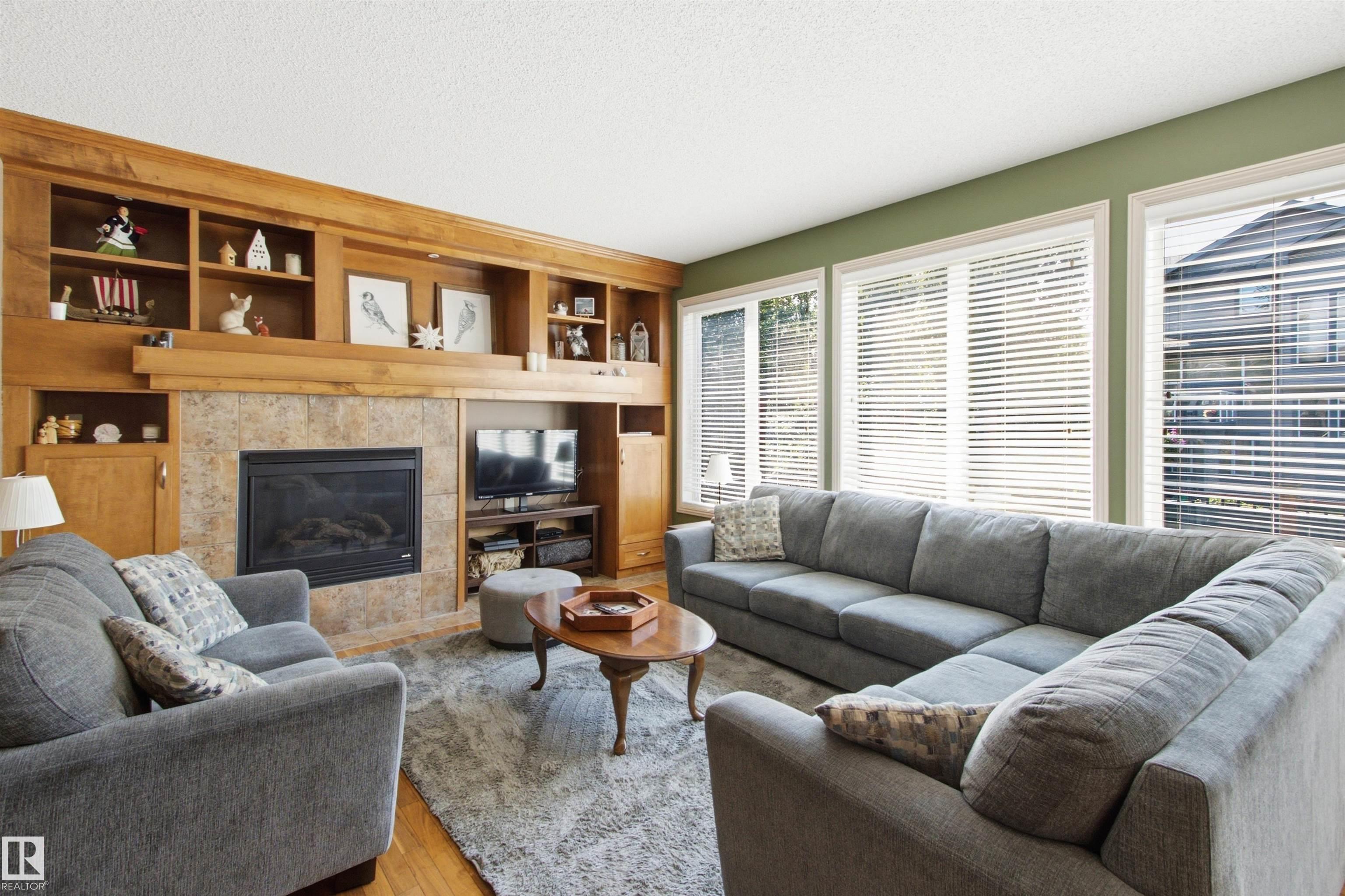 Photo 13 at 12429 17a Avenue SW, Rutherford, Edmonton
