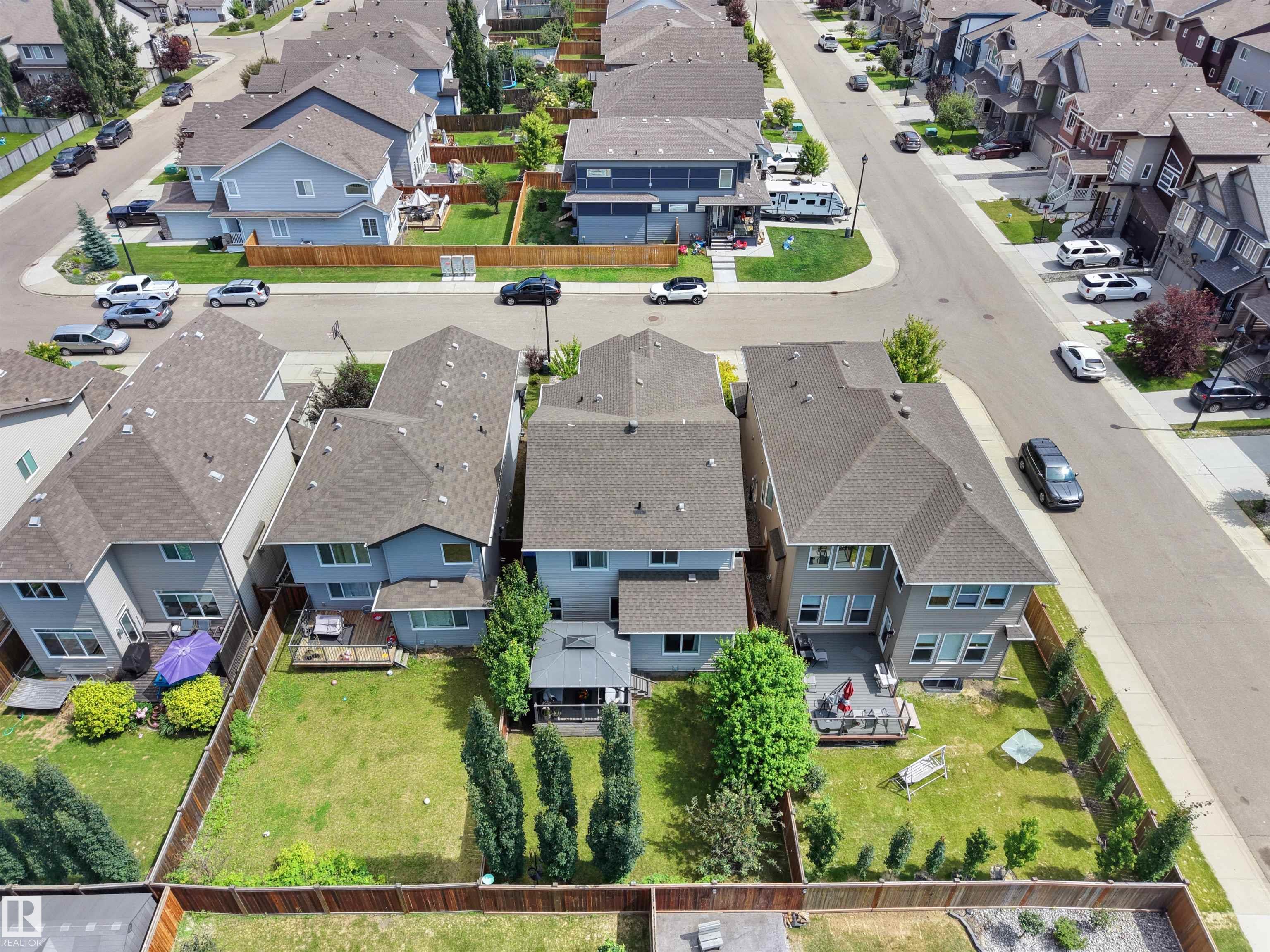 https://zimg.paragon.ice.com/ParagonImages/Property/PM/RAE/225412024/2/0/0/6fa6db724f3940322d1c46516c70b15a/1/73e4023619ac1cad49010caac19e1c98/225412024-61907e20-bbb9-45df-8b55-3cbdd2d9ae42.JPG