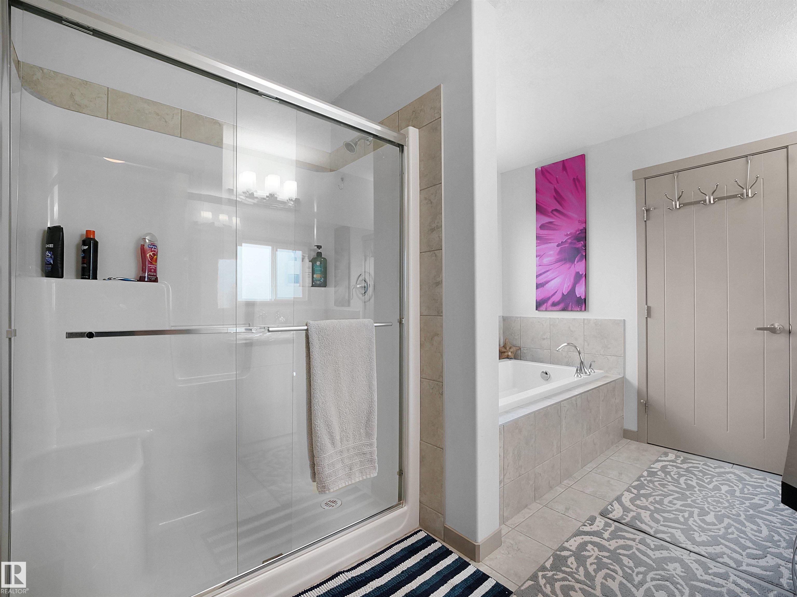 https://zimg.paragon.ice.com/ParagonImages/Property/PM/RAE/225412024/34/0/0/dce39aa7a5ca7495f3c2a38b28122abb/1/73e4023619ac1cad49010caac19e1c98/225412024-f58baecf-3497-48be-b24e-1f83d46e6198.JPG